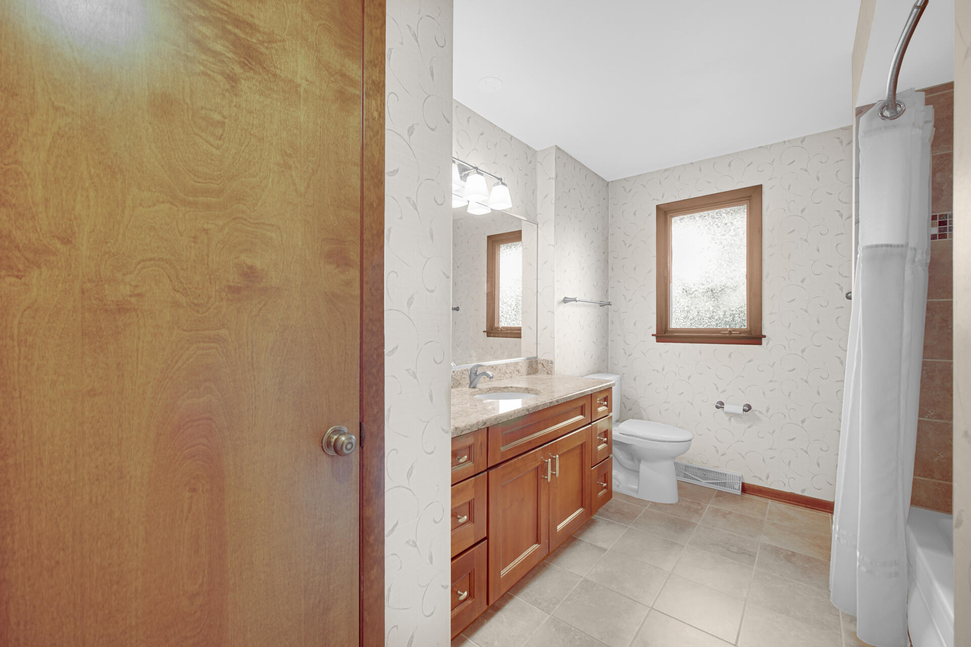 9437 Oriole Drive