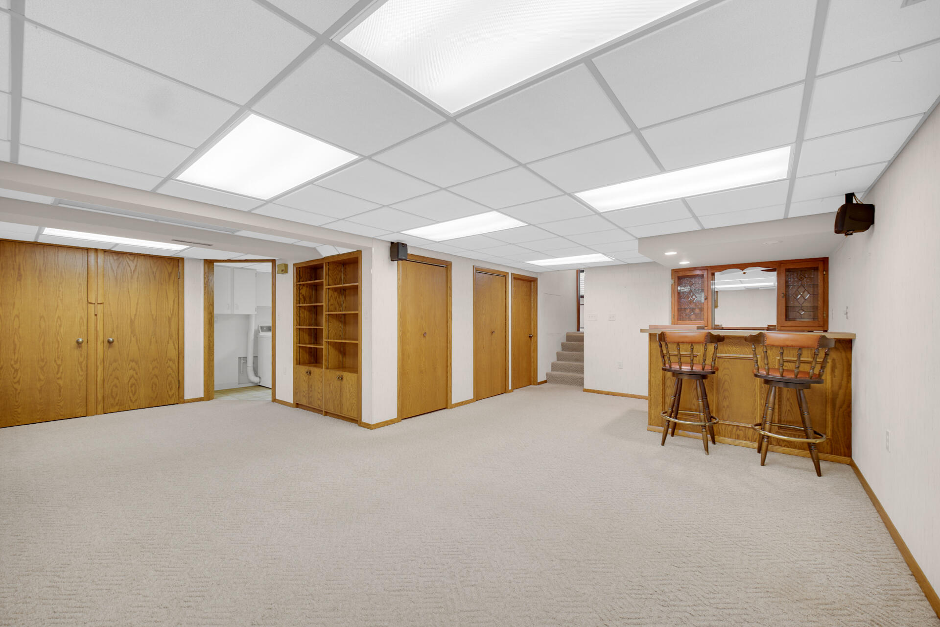 9437 Oriole Drive