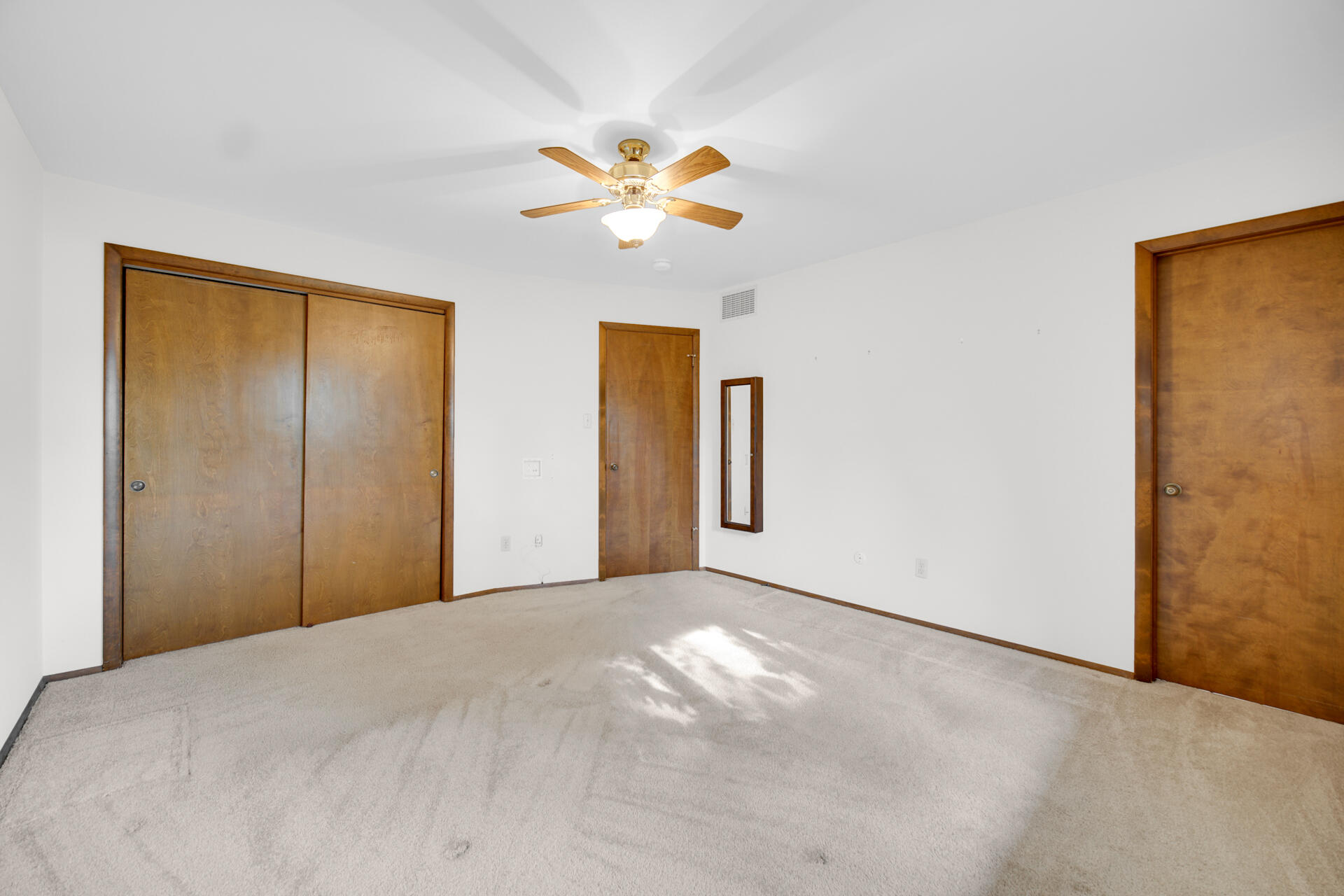 9437 Oriole Drive