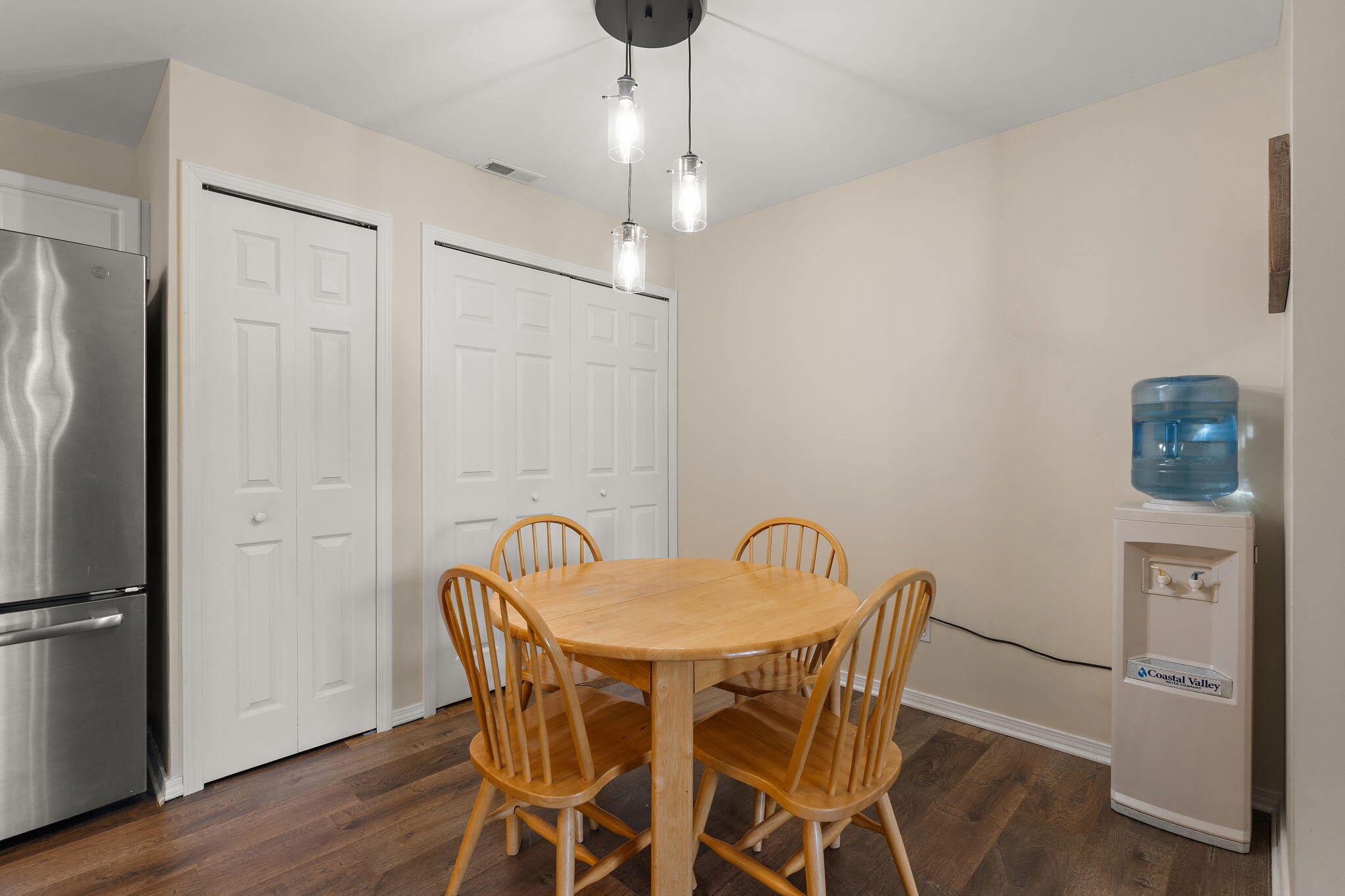 406 Sturdy Road Unit: 2a