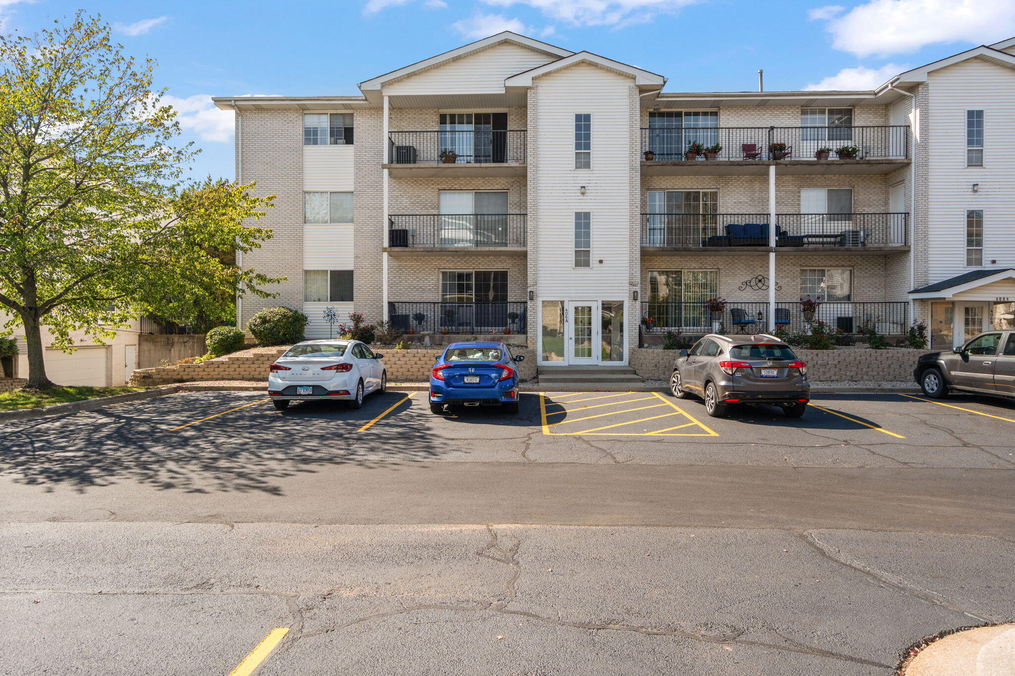 406 Sturdy Road Unit: 2a