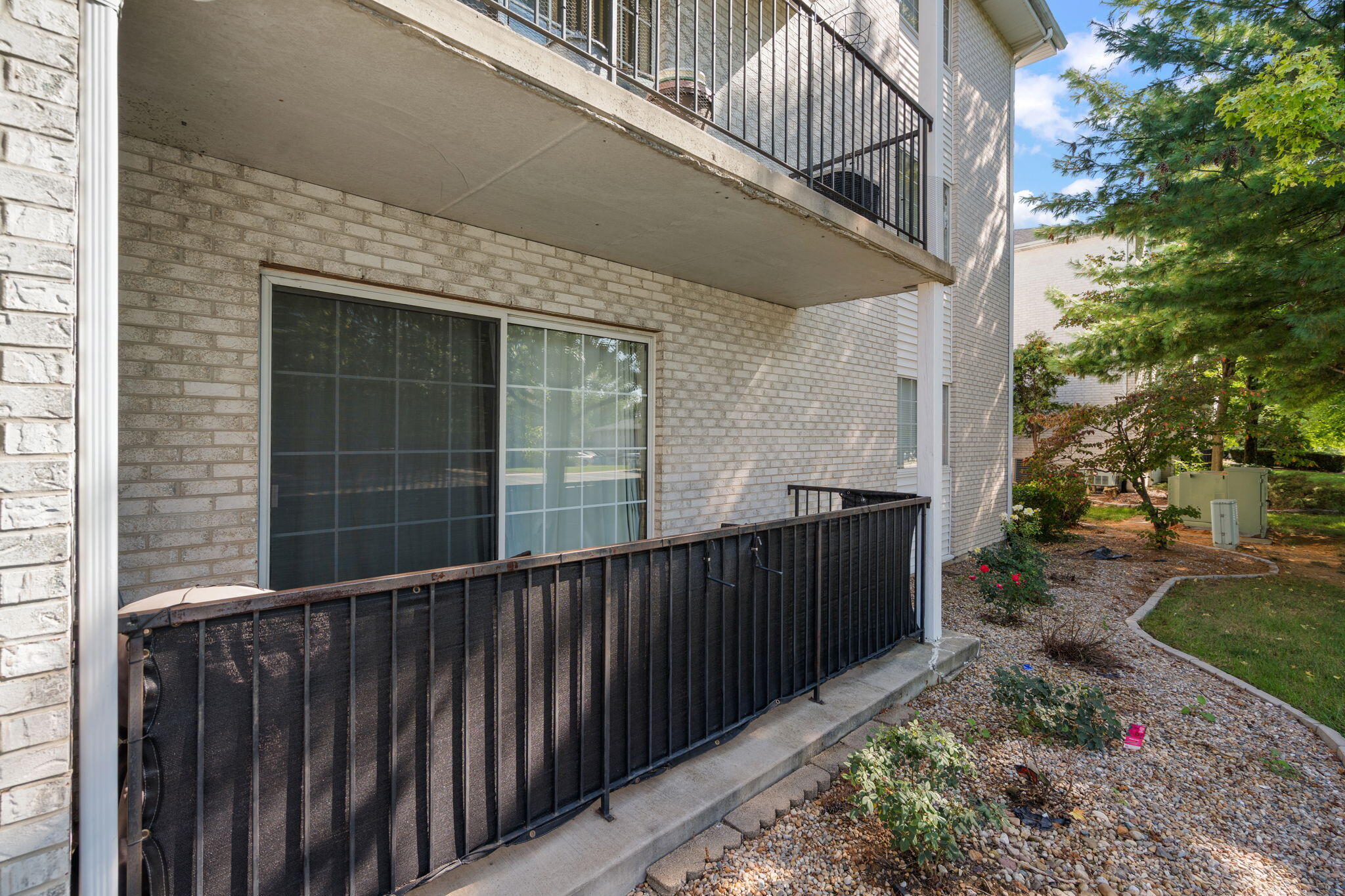 406 Sturdy Road Unit: 2a