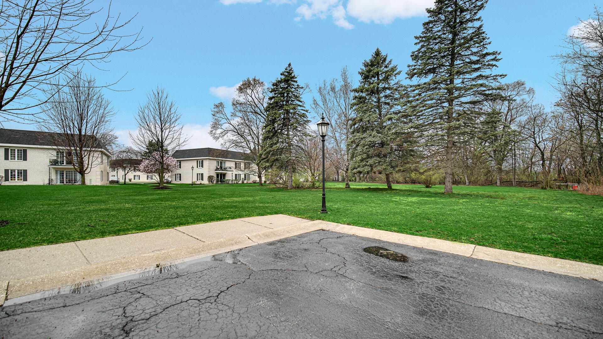 2255 Bordeaux Walk Unit: A2