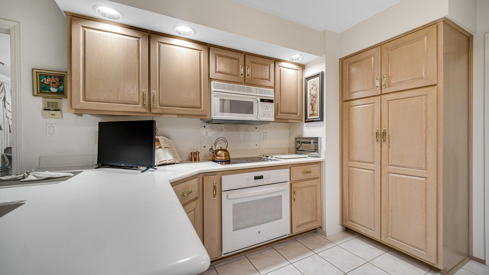 2255 Bordeaux Walk Unit: A2