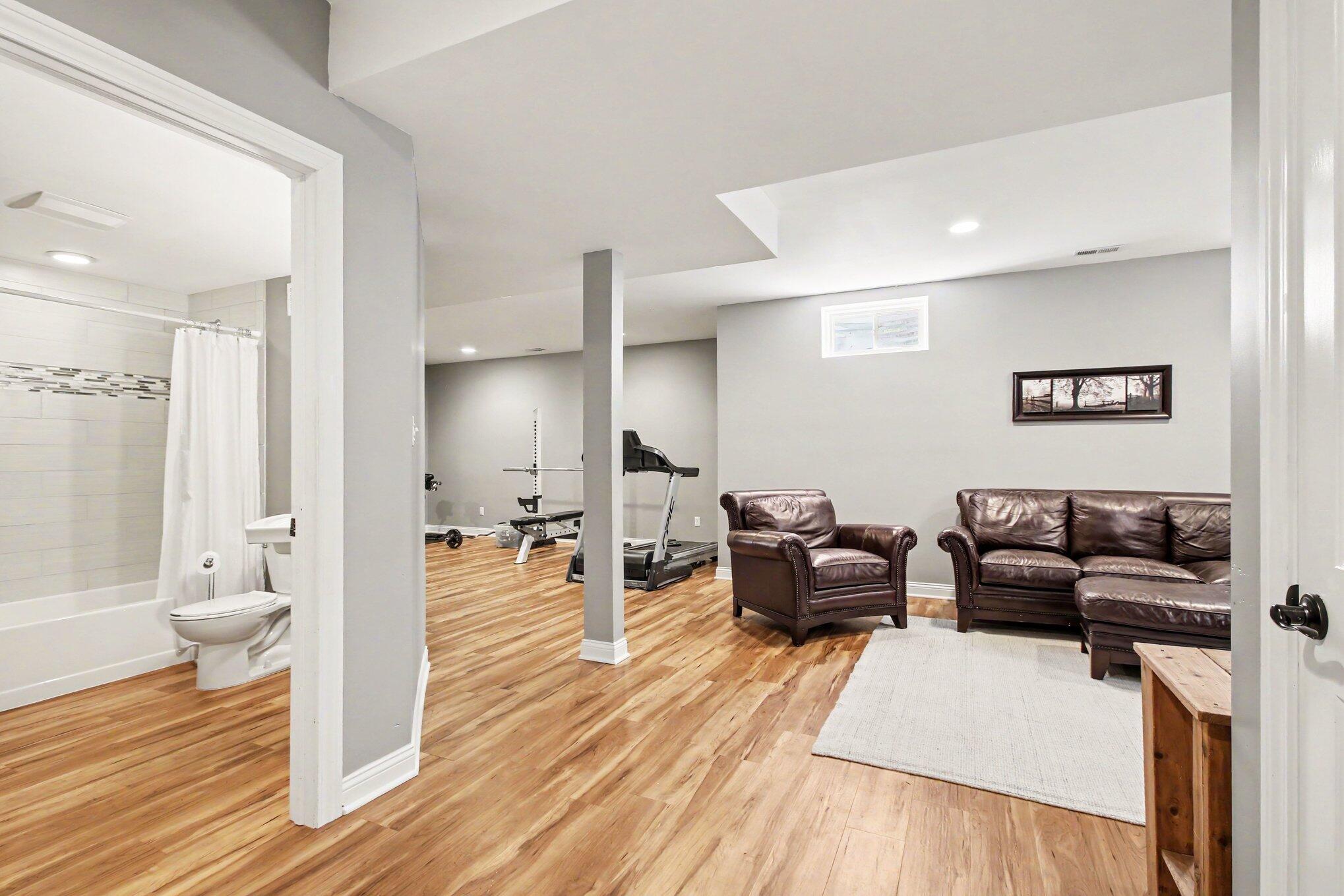 15511 W 103rd Lane