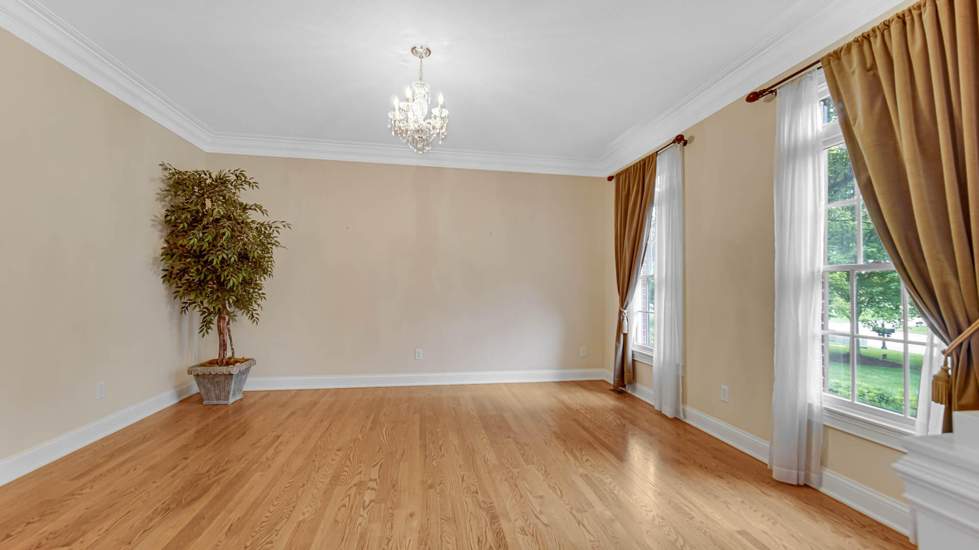 2506 Ashbourne Court