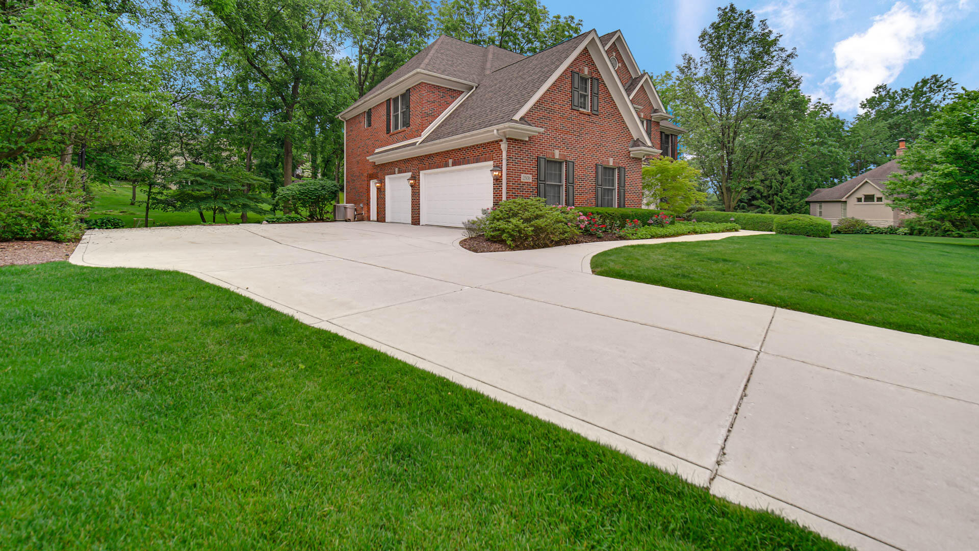 2506 Ashbourne Court