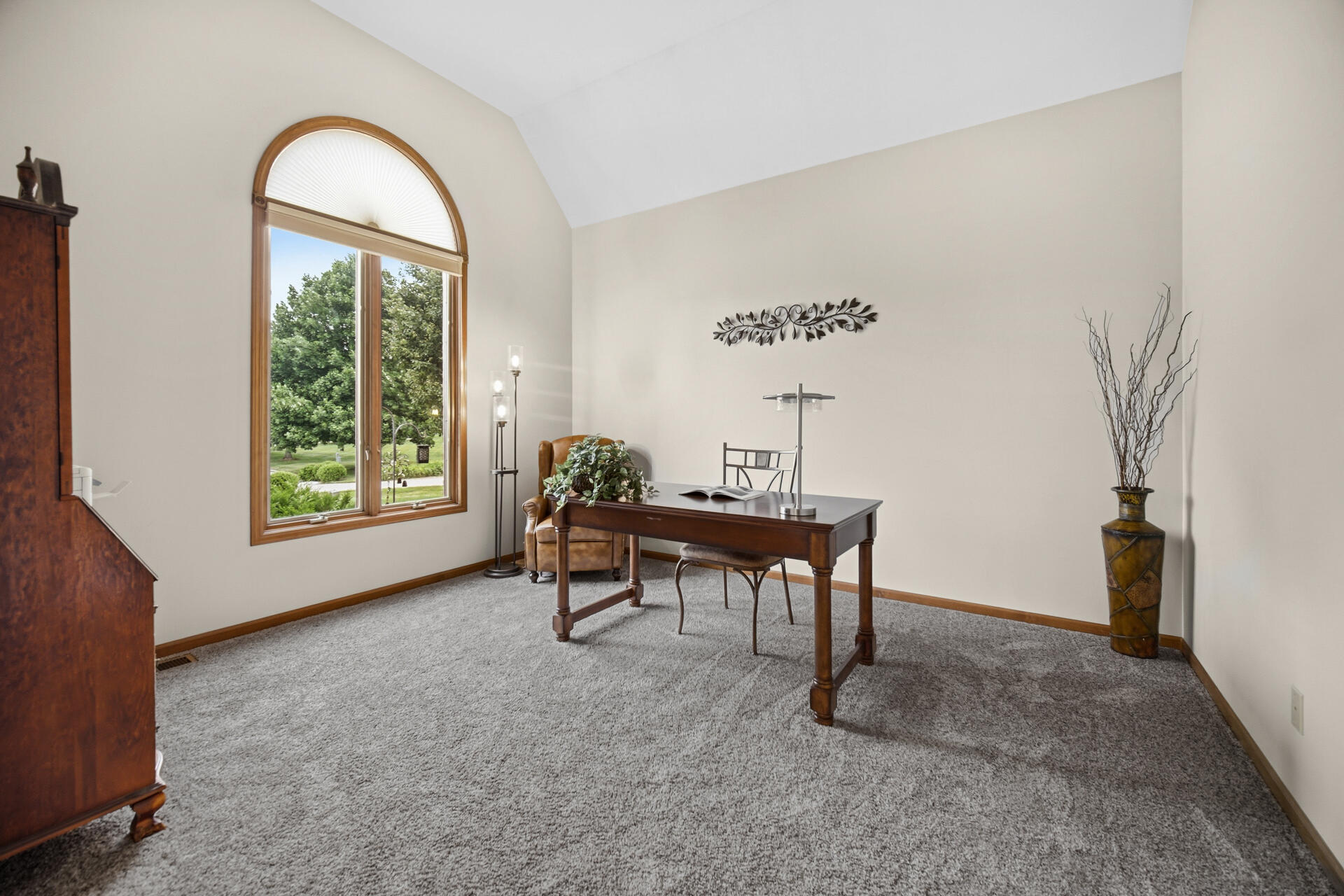 2957 Woodbine Drive