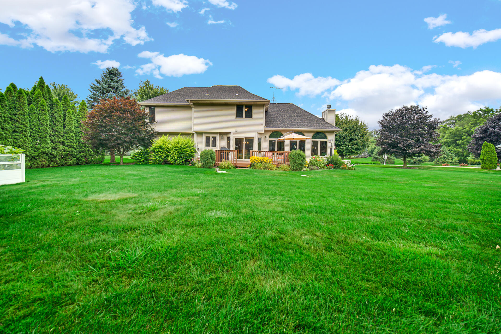 2957 Woodbine Drive
