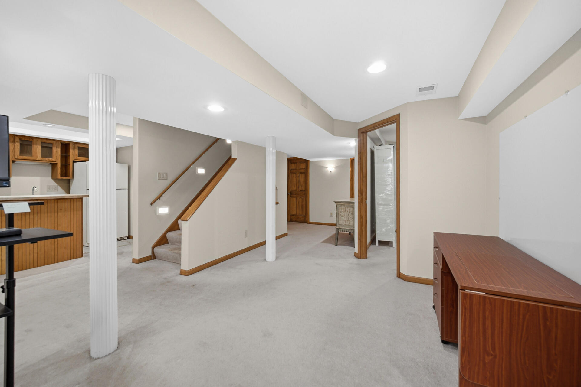 2957 Woodbine Drive