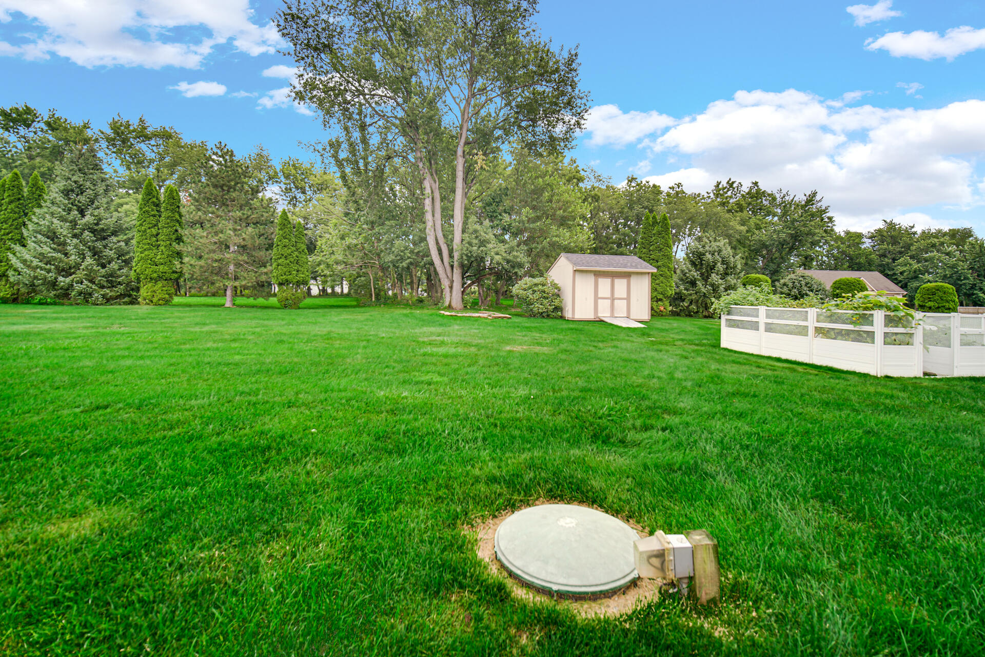 2957 Woodbine Drive