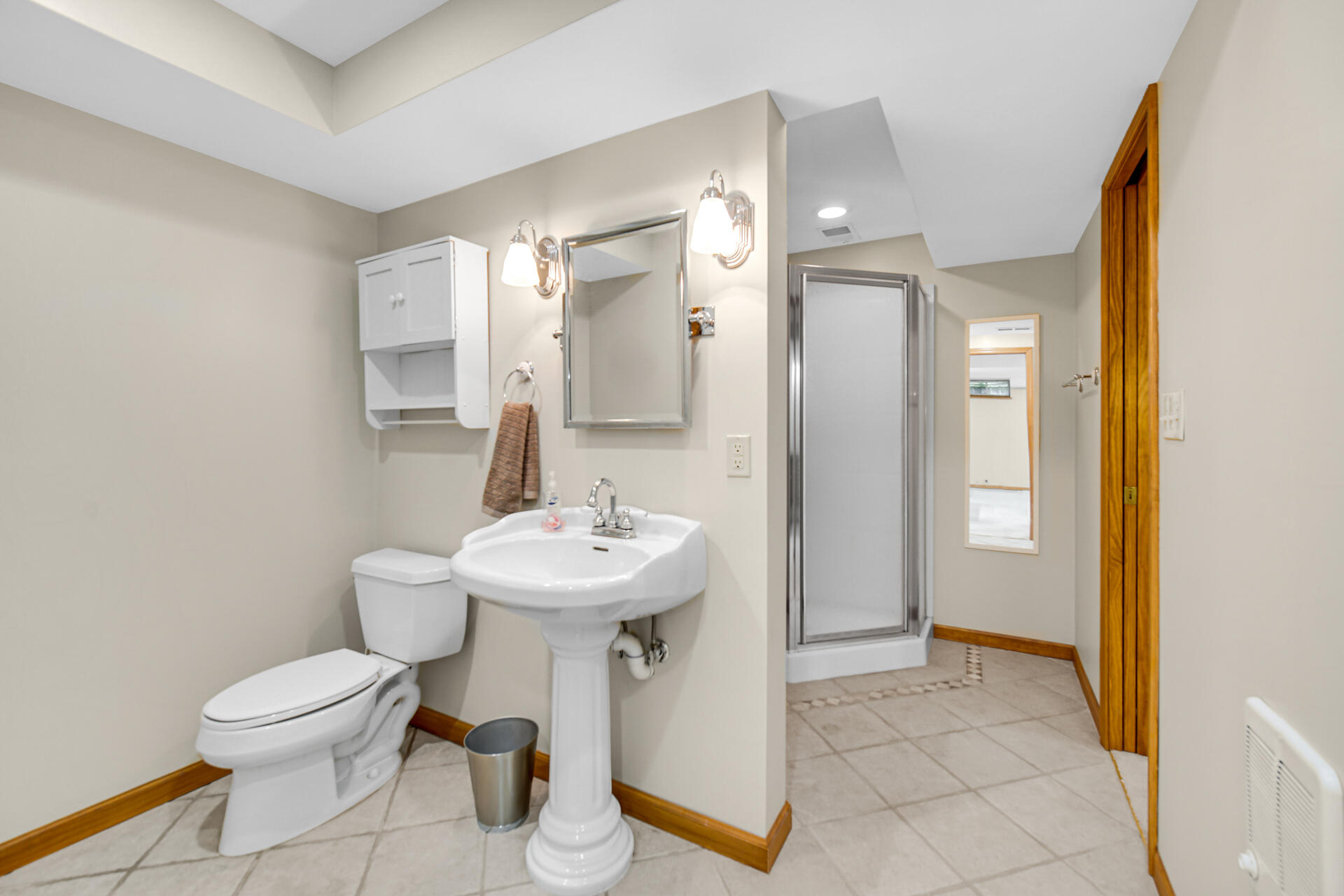 2957 Woodbine Drive