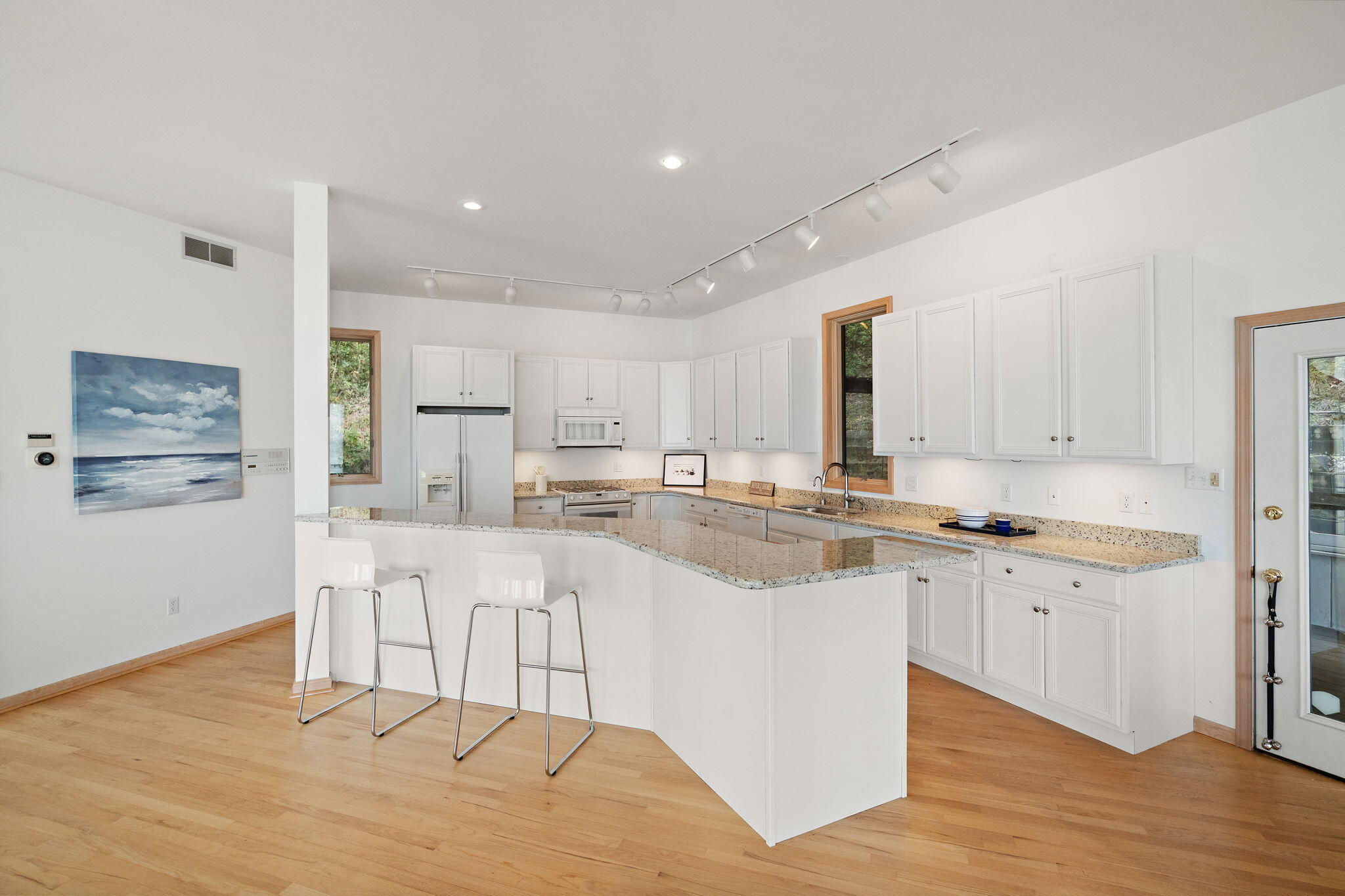 711 E Lake Front Drive