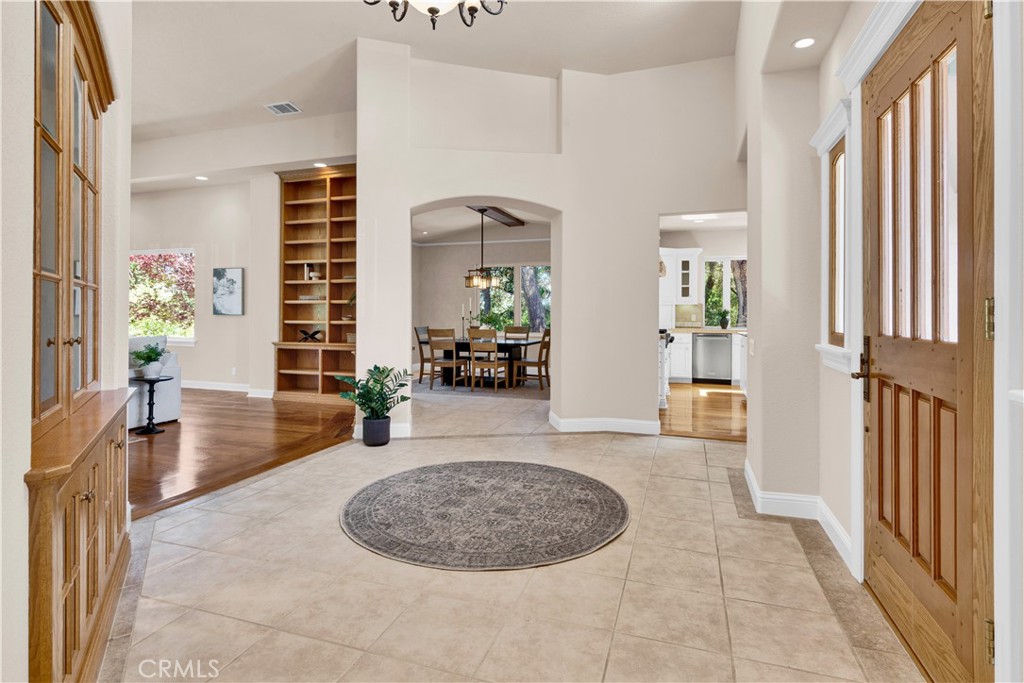 117 Frontier Way