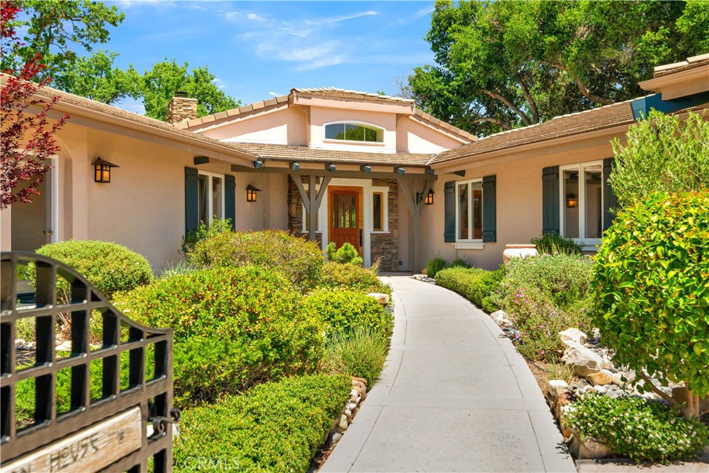 117 Frontier Way