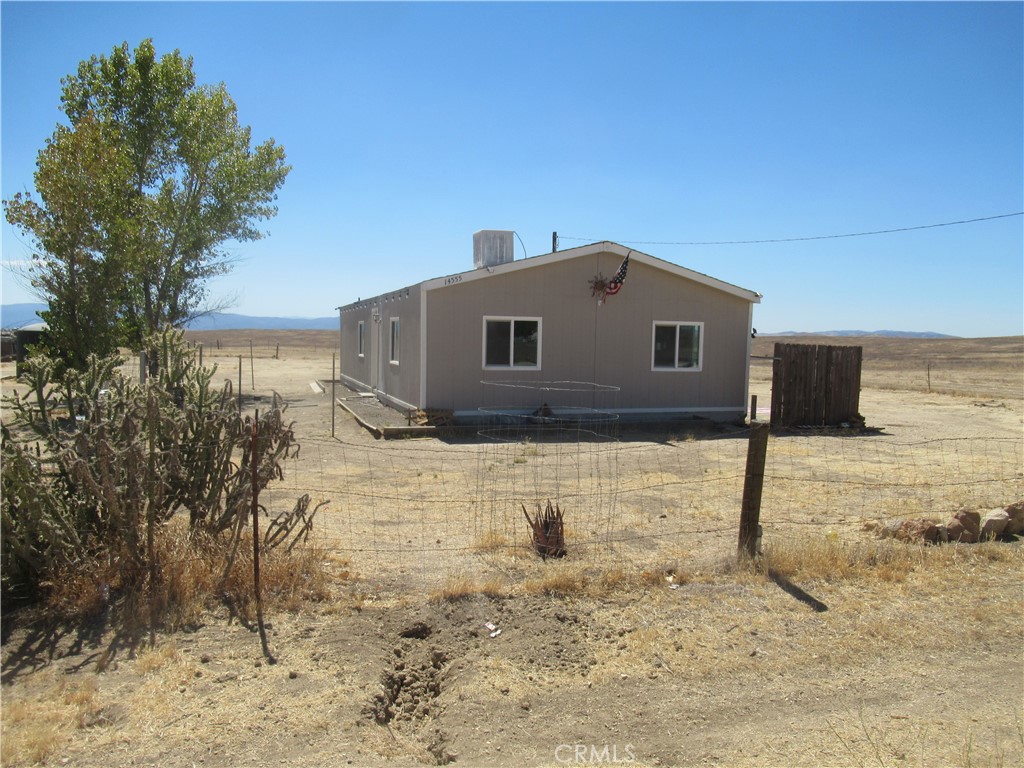 14555 Artesia Trail