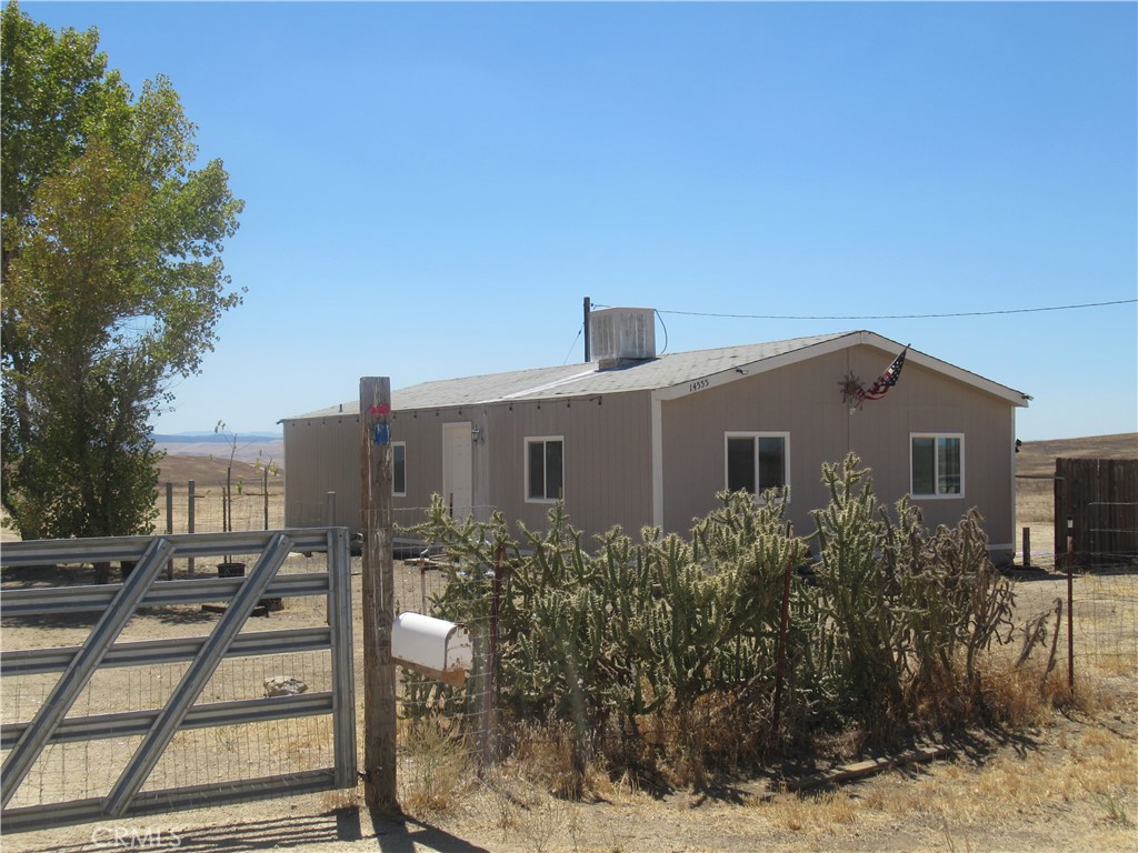14555 Artesia Trail