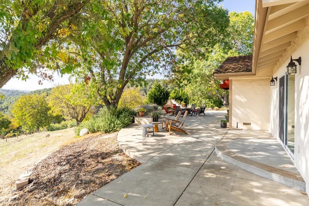 3750 W Highway 46