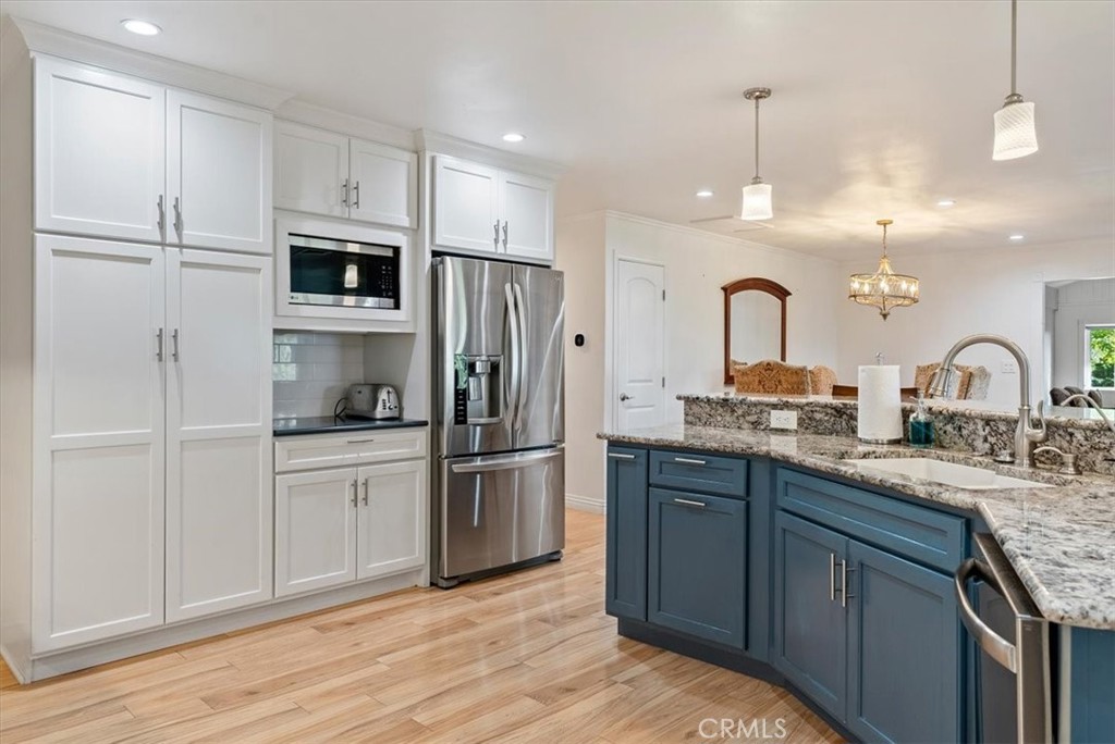 3750 W Highway 46
