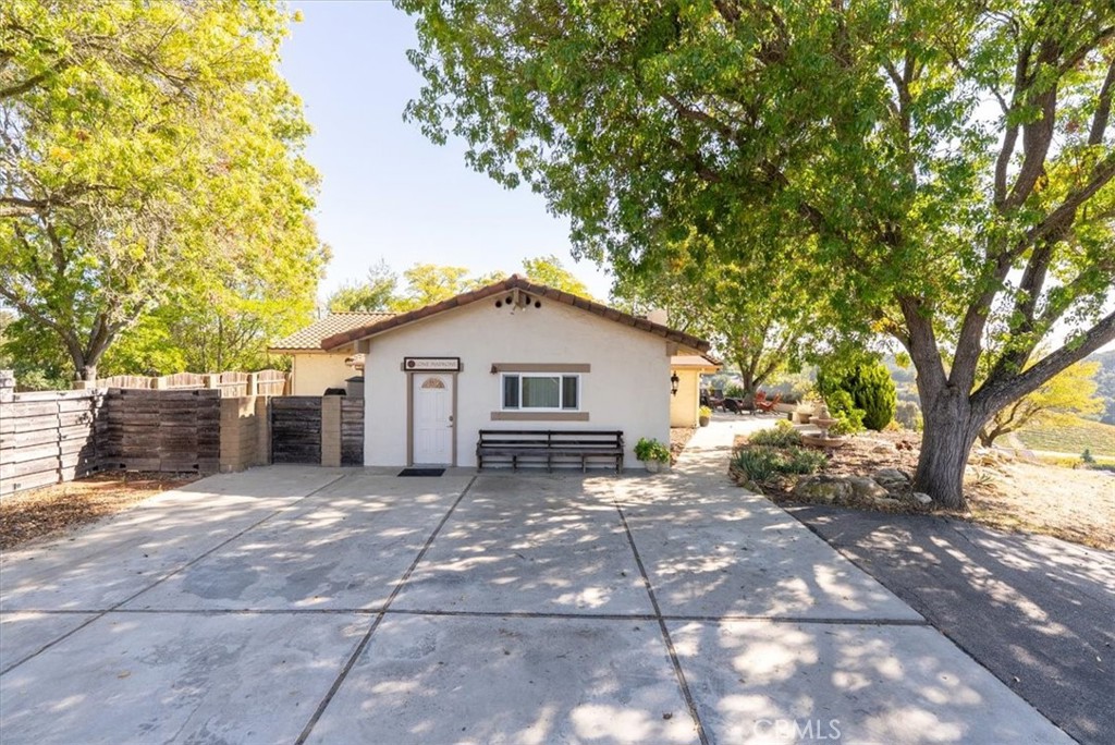 3750 W Highway 46