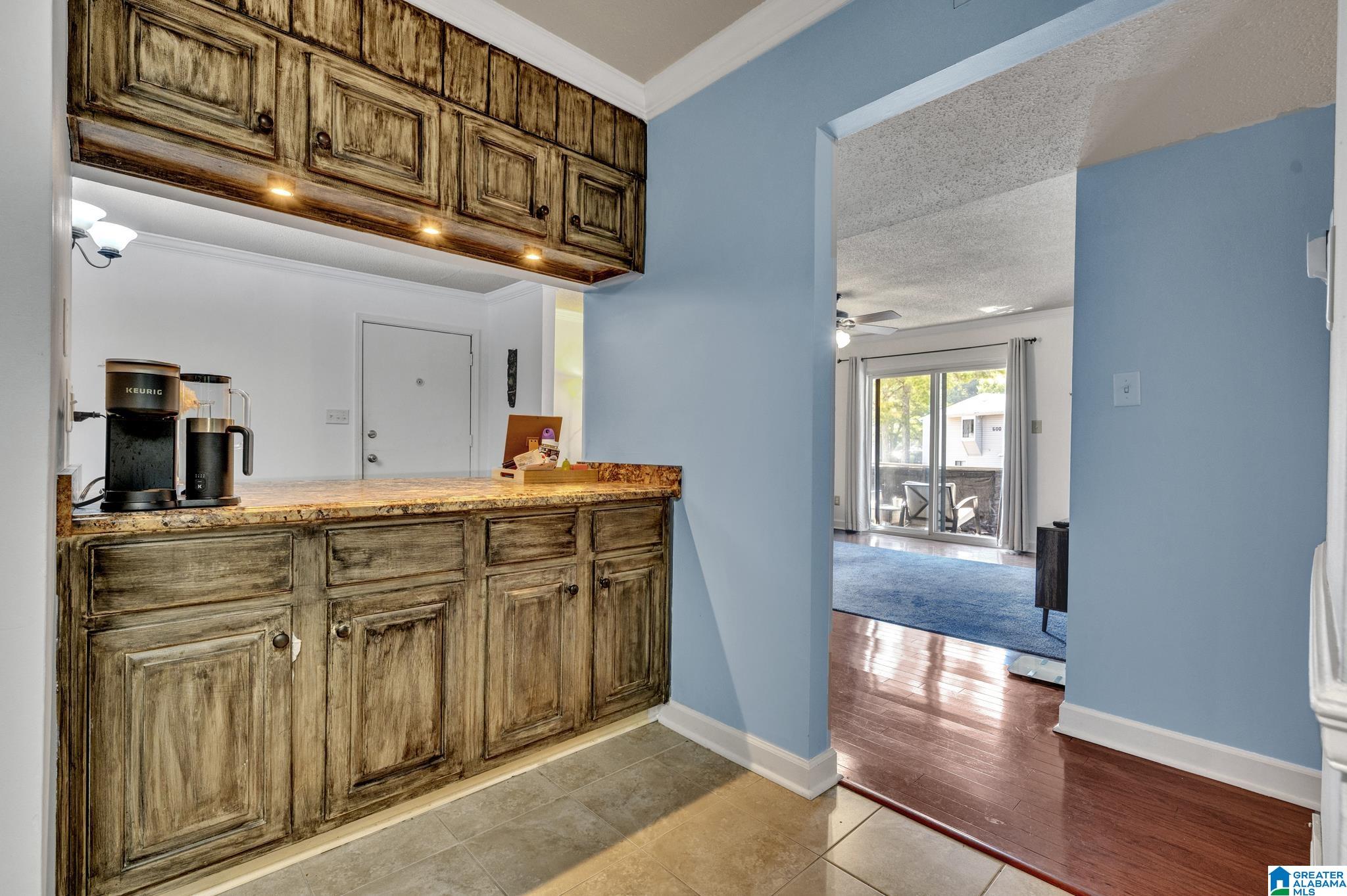 402 WOODLAND VILLAGE 402