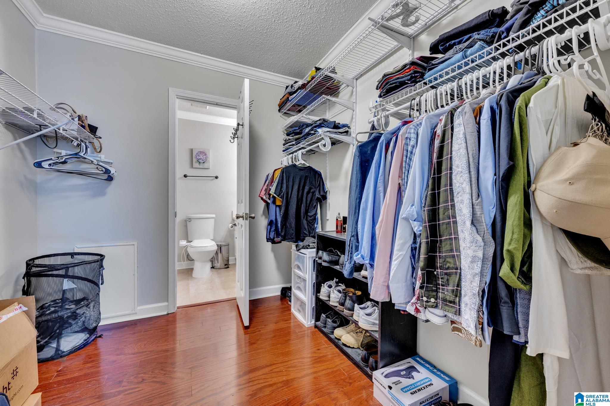 402 WOODLAND VILLAGE 402