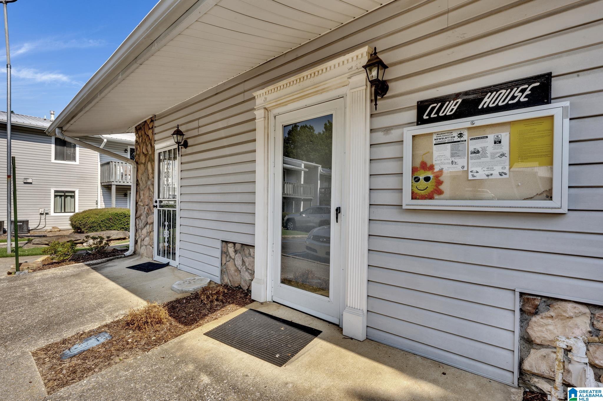 402 WOODLAND VILLAGE 402