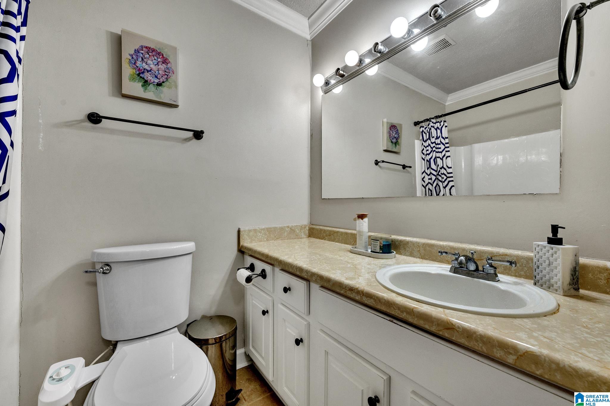 402 WOODLAND VILLAGE 402
