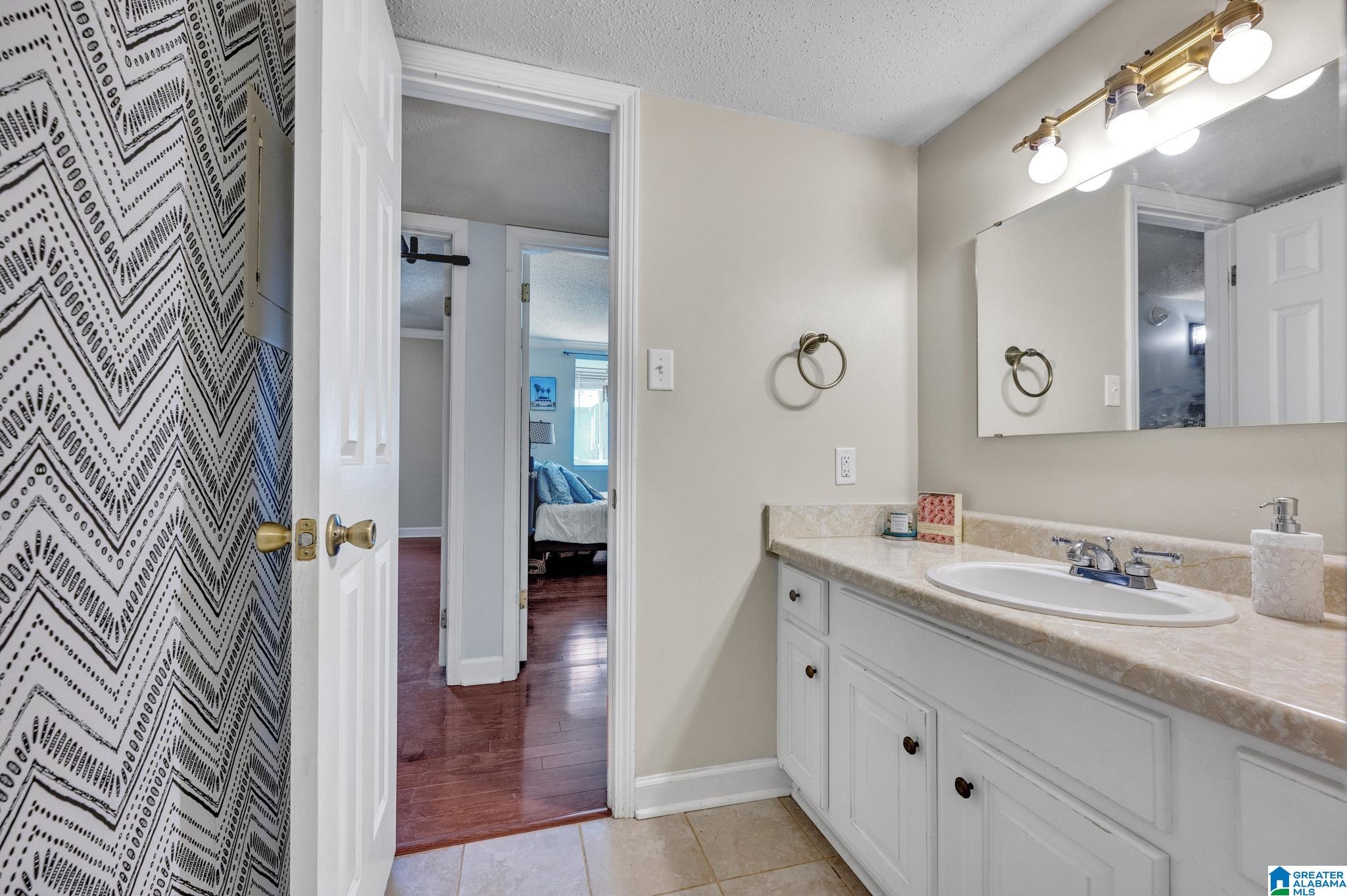 402 WOODLAND VILLAGE 402