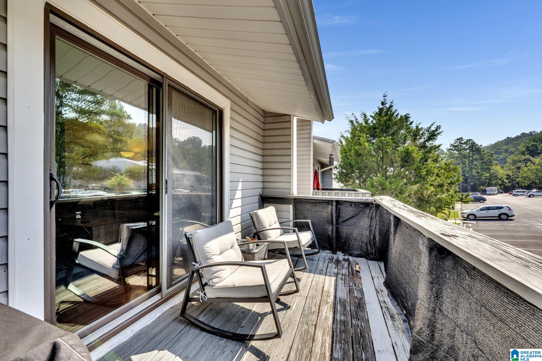 402 WOODLAND VILLAGE 402
