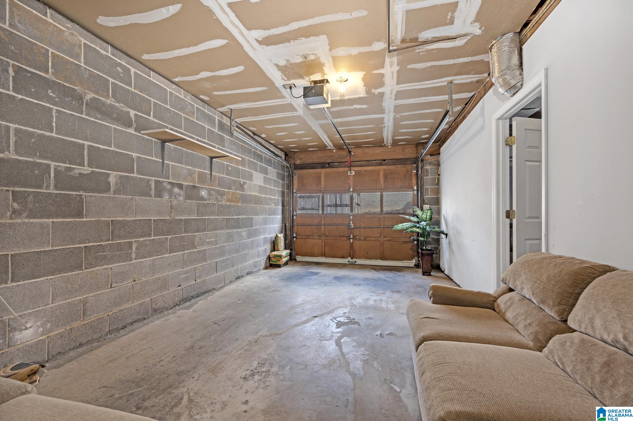 3416 EAST LANE