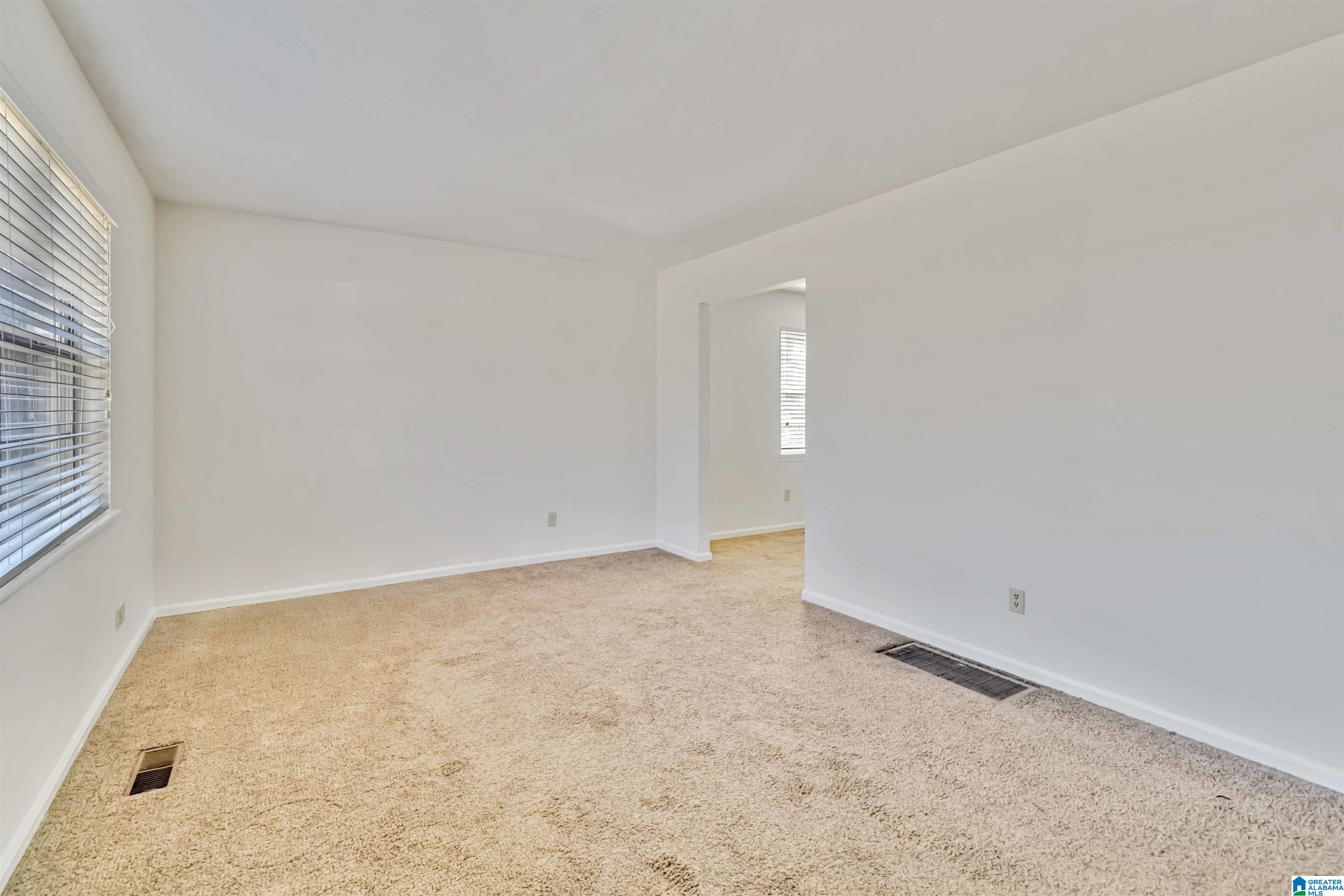 441 13TH COURT NW