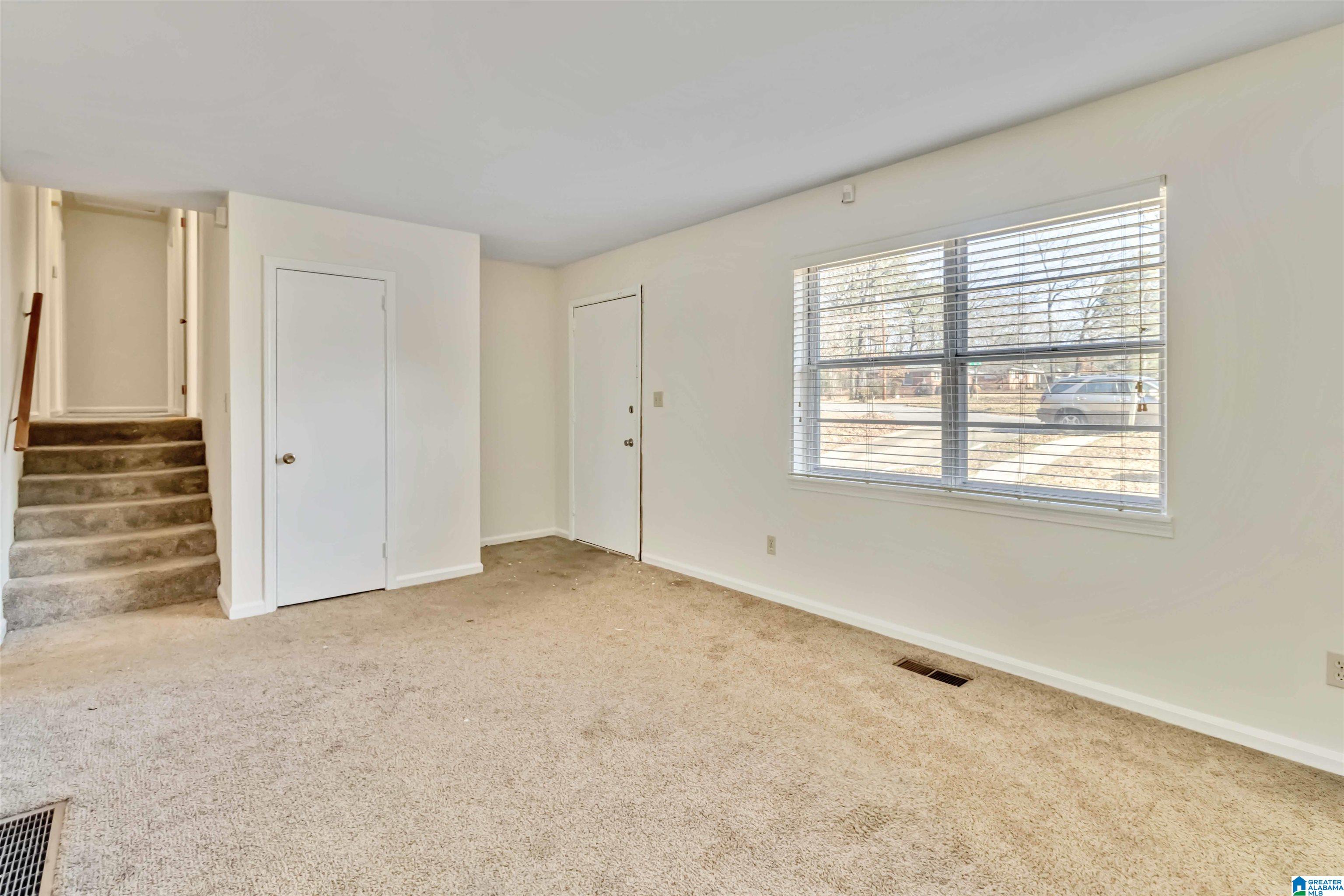 441 13TH COURT NW