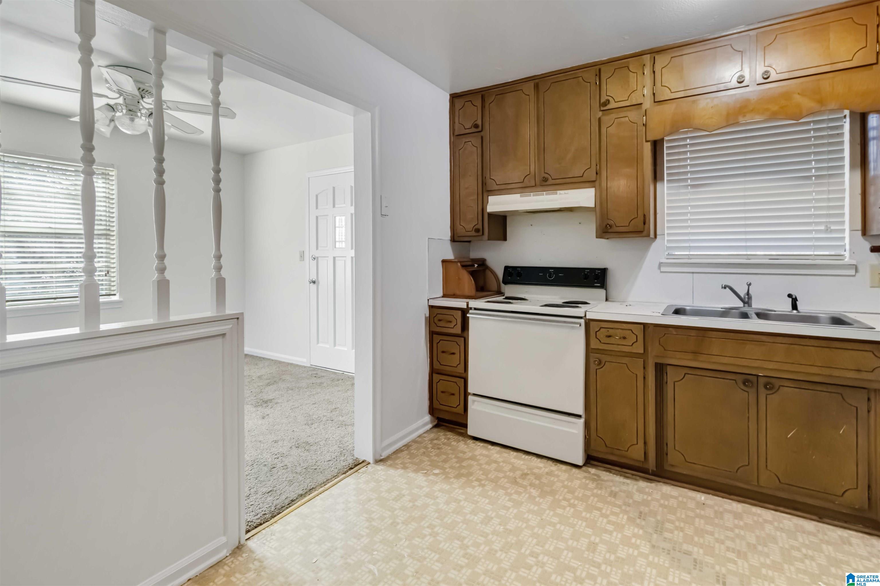 441 13TH COURT NW