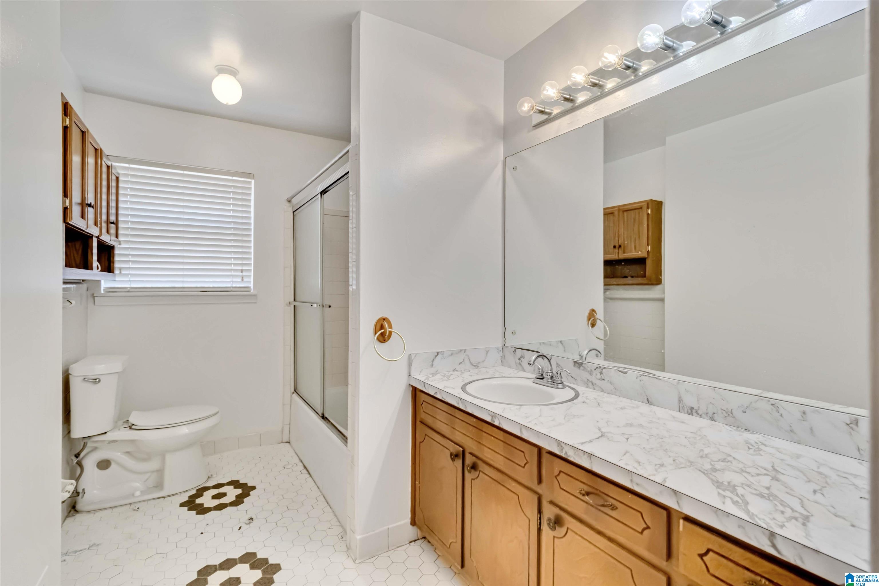 441 13TH COURT NW