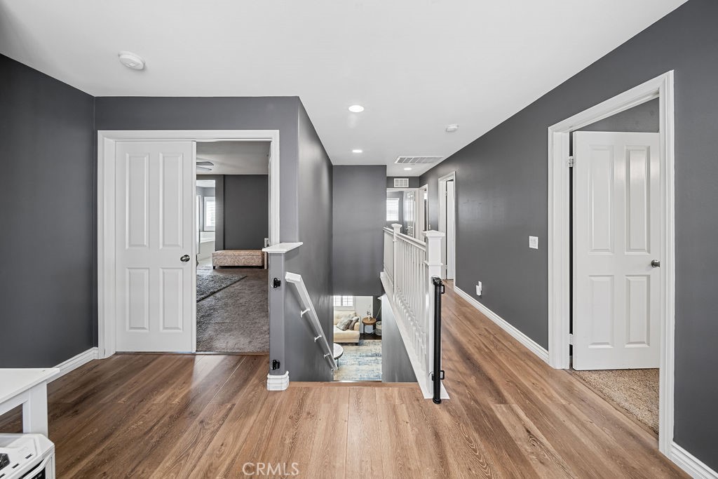 17582 Comfrey Dr.