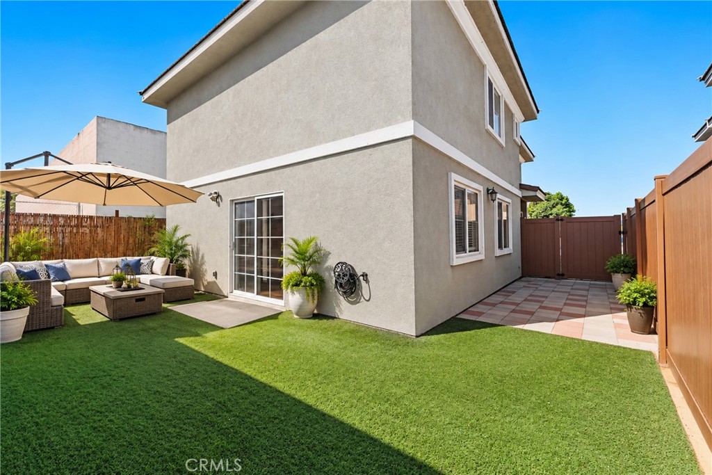 926 S Montebello E