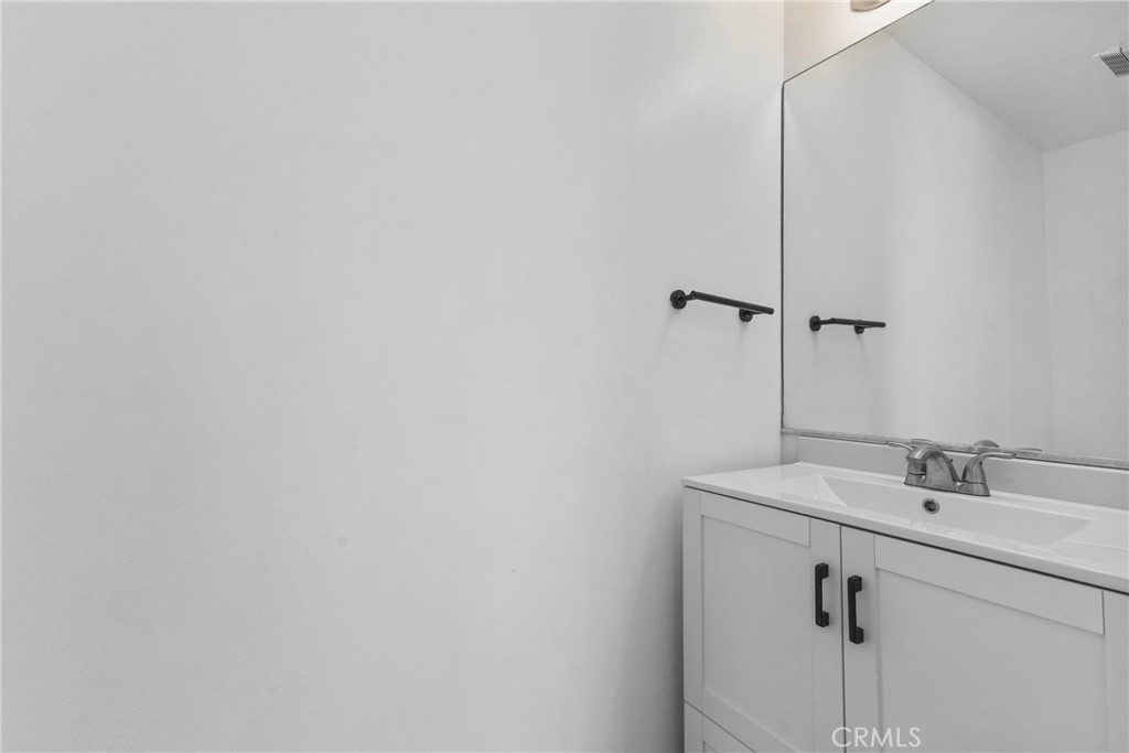 926 S Montebello E