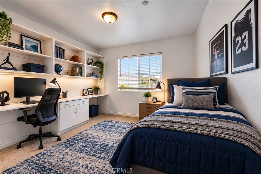 926 S Montebello E