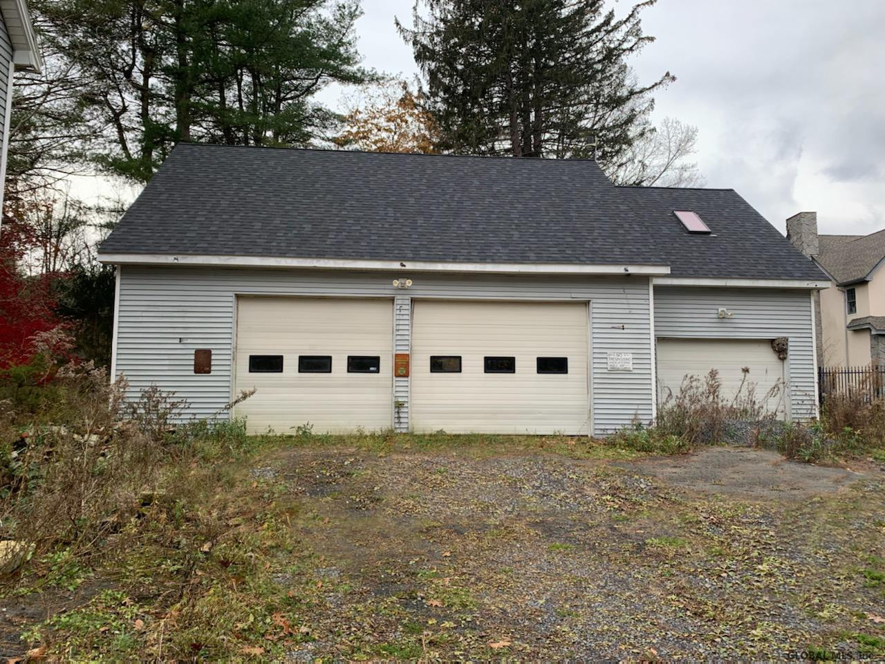 196 FONT GROVE Road