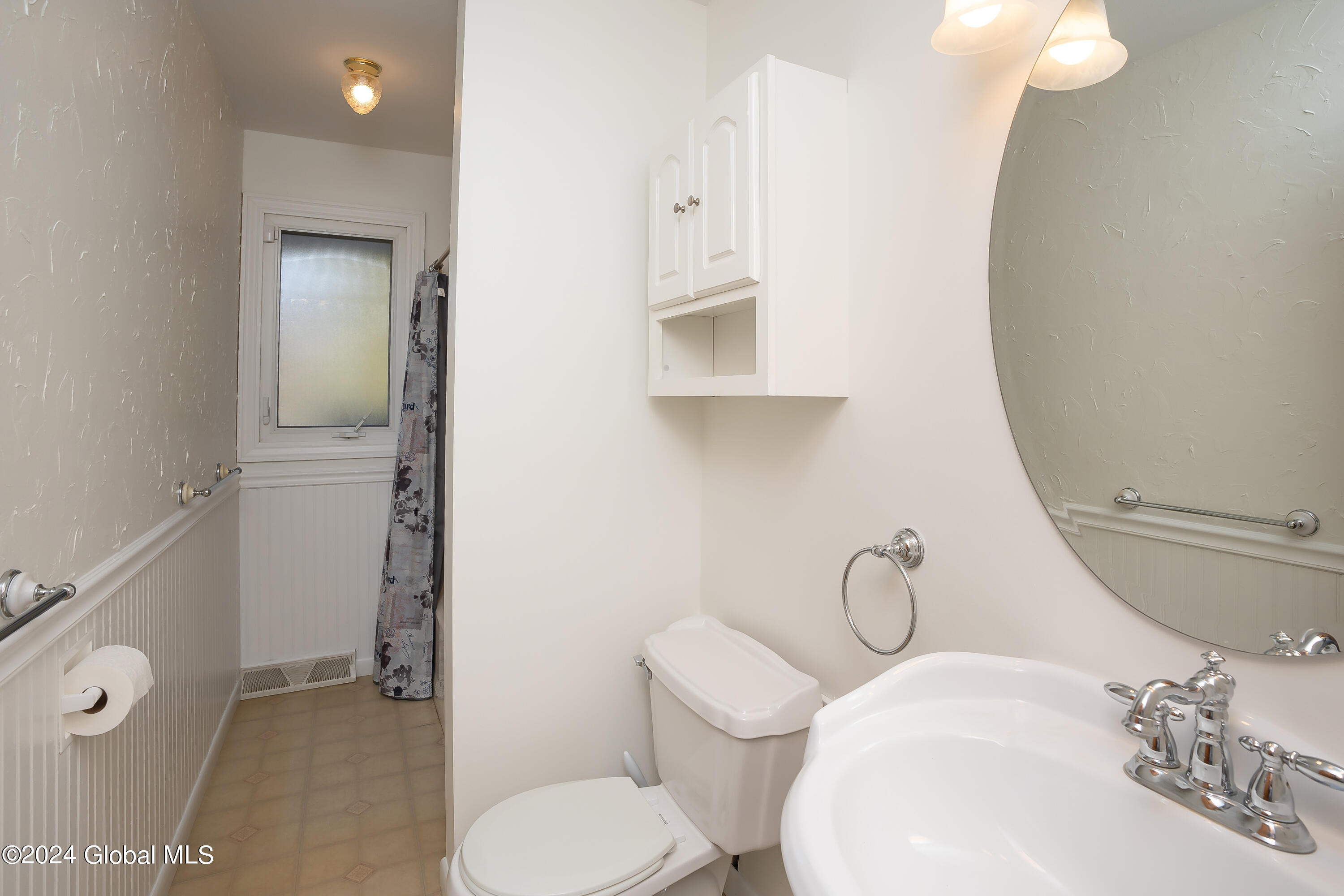 86 Springhollow Drive