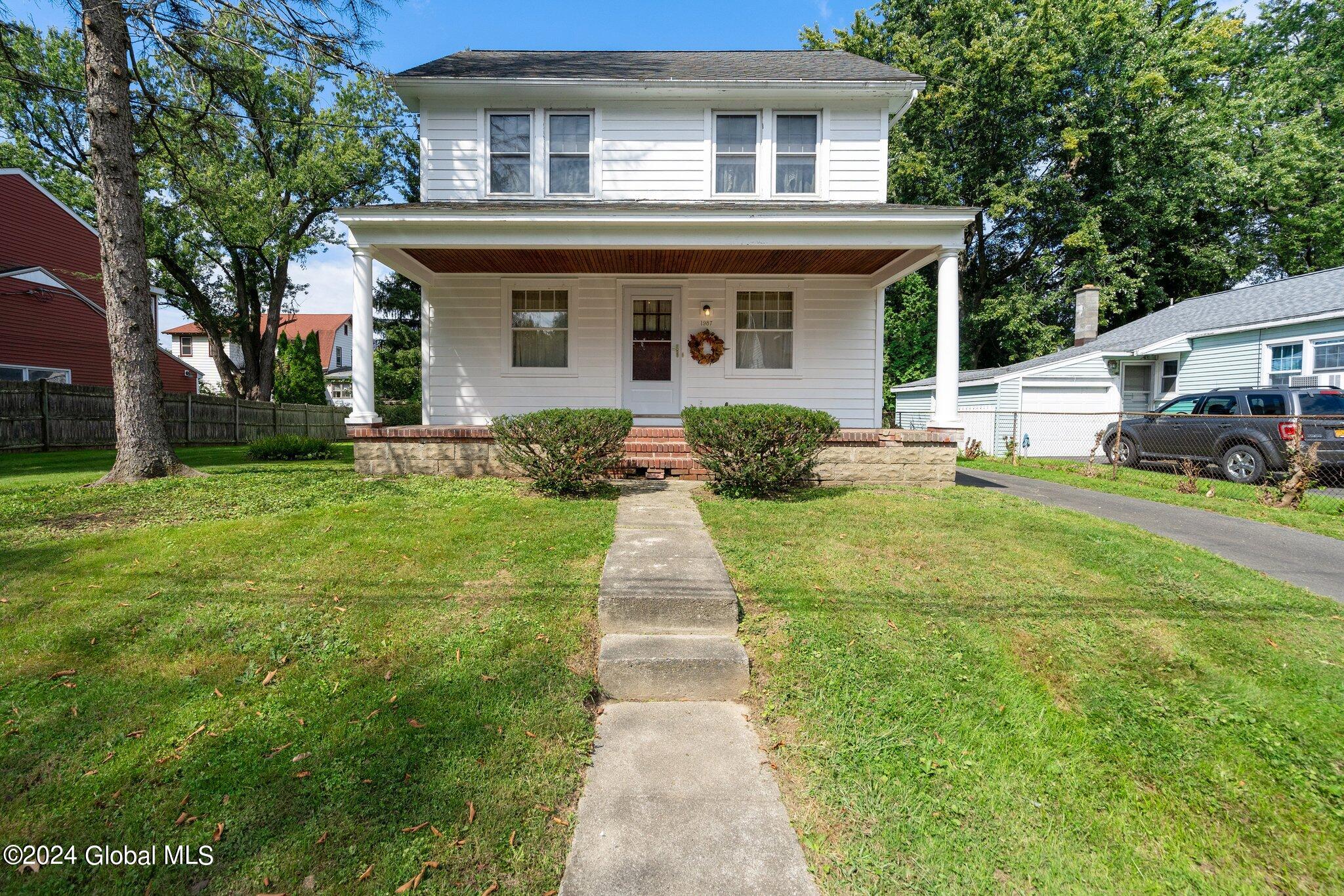 1987 10th Street