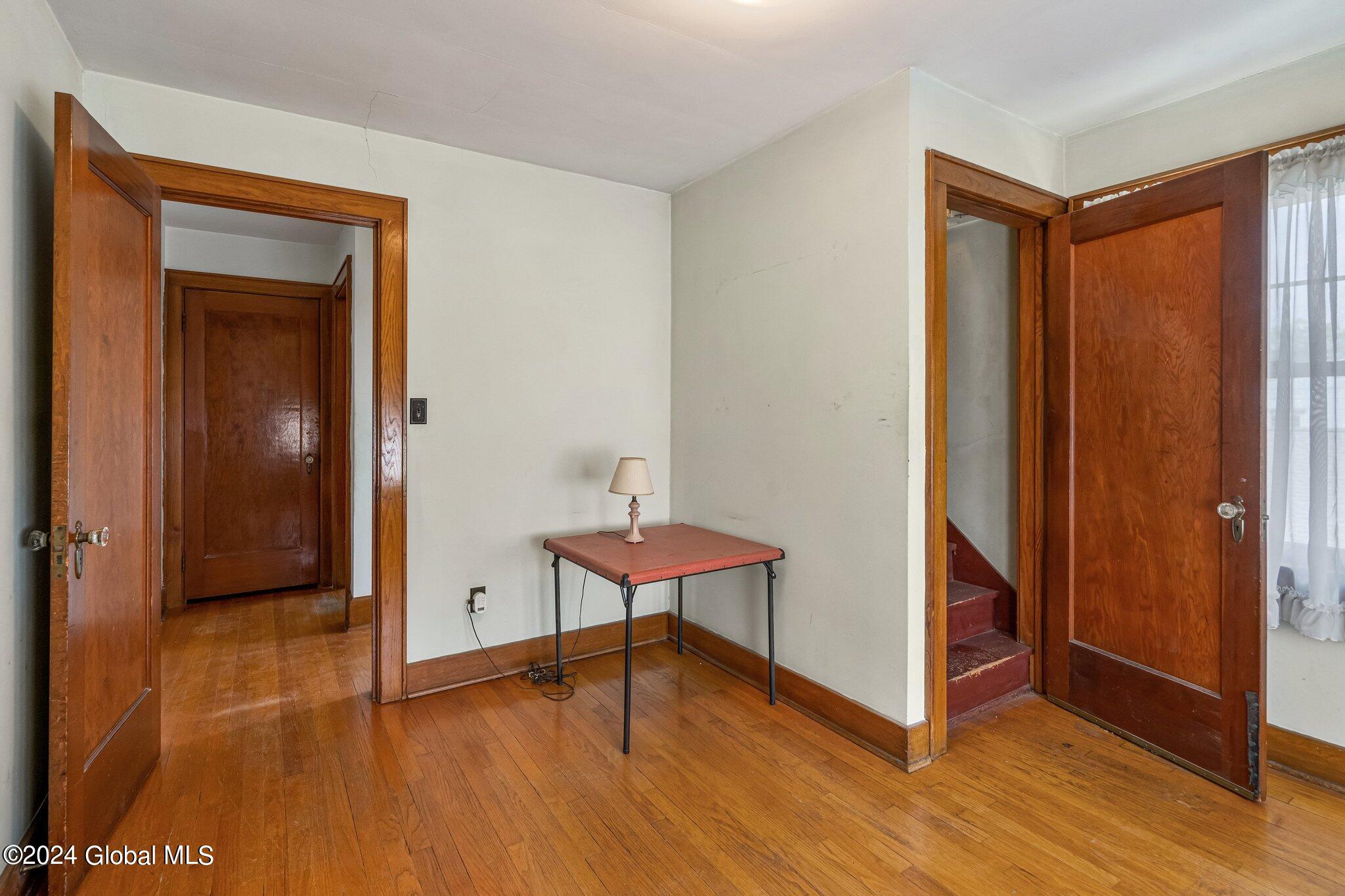 1987 10th Street