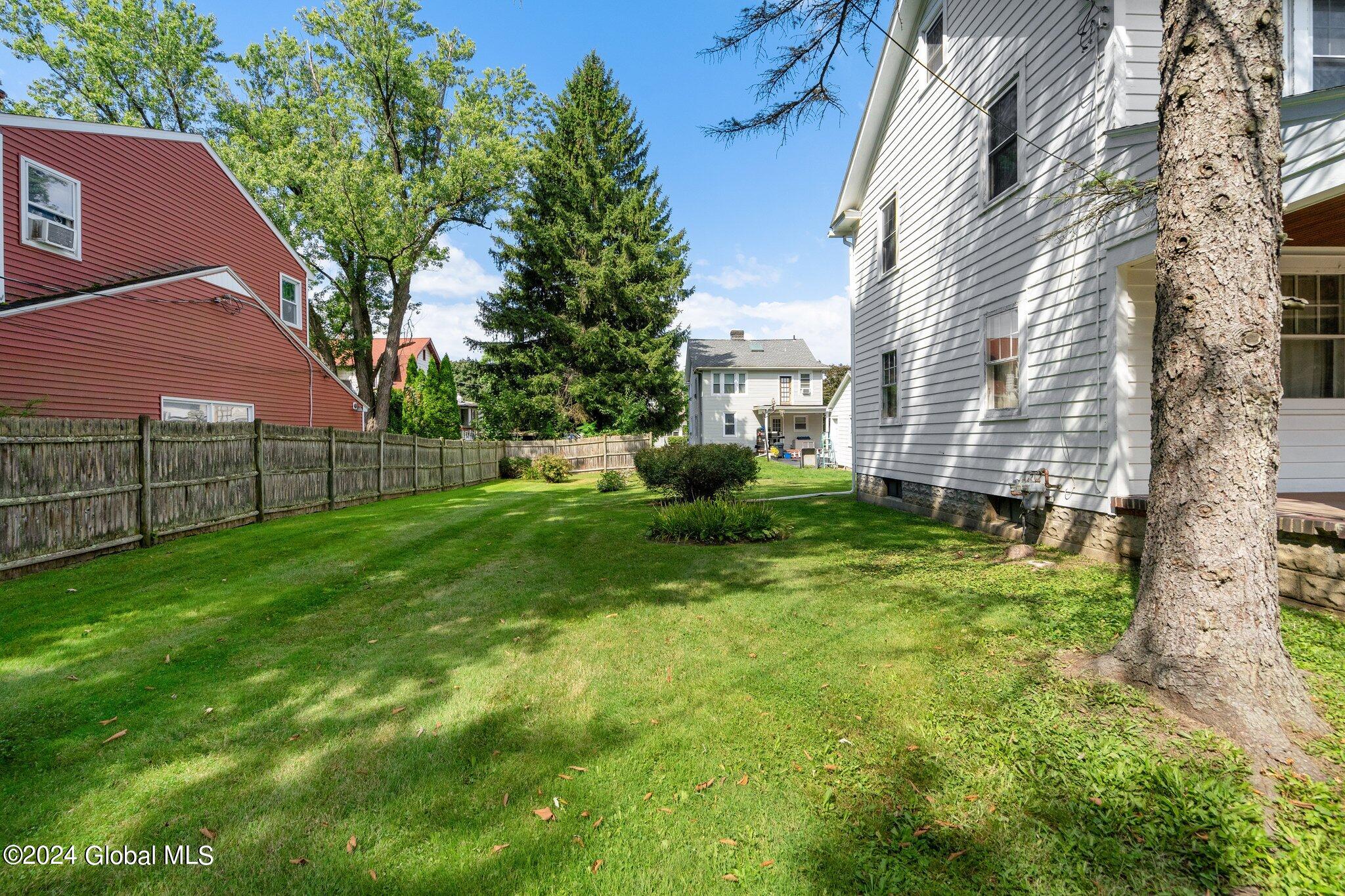 1987 10th Street