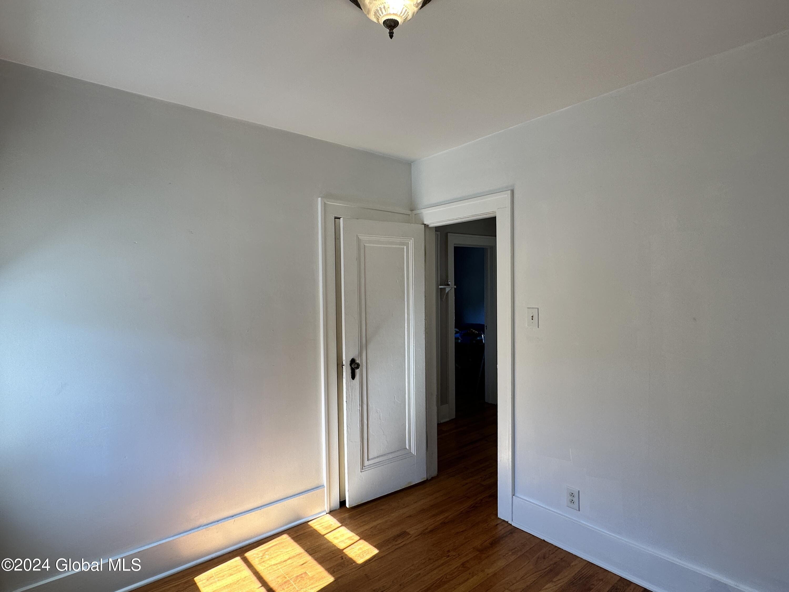 33 Marwood Street