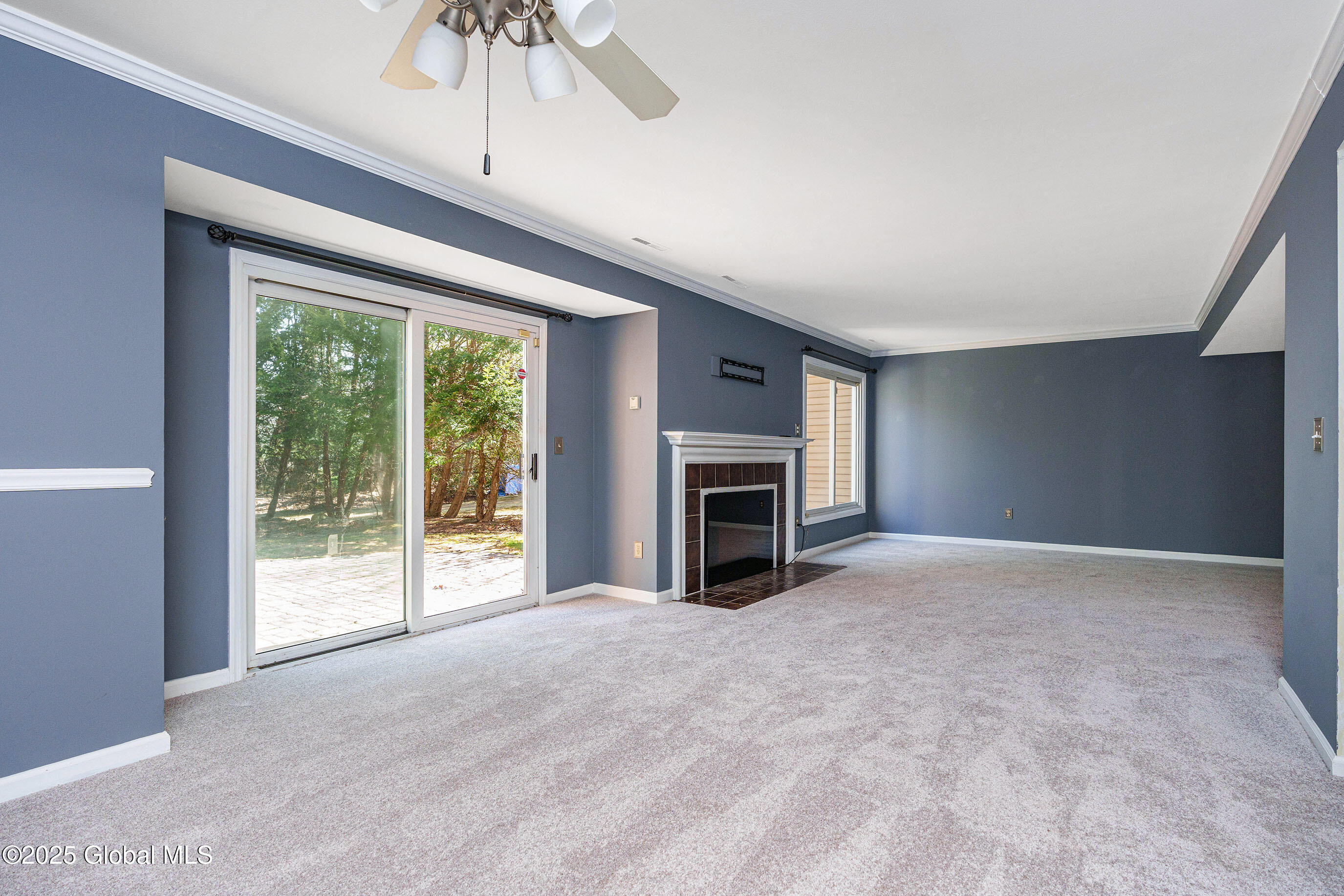 24 Commonwealth Drive