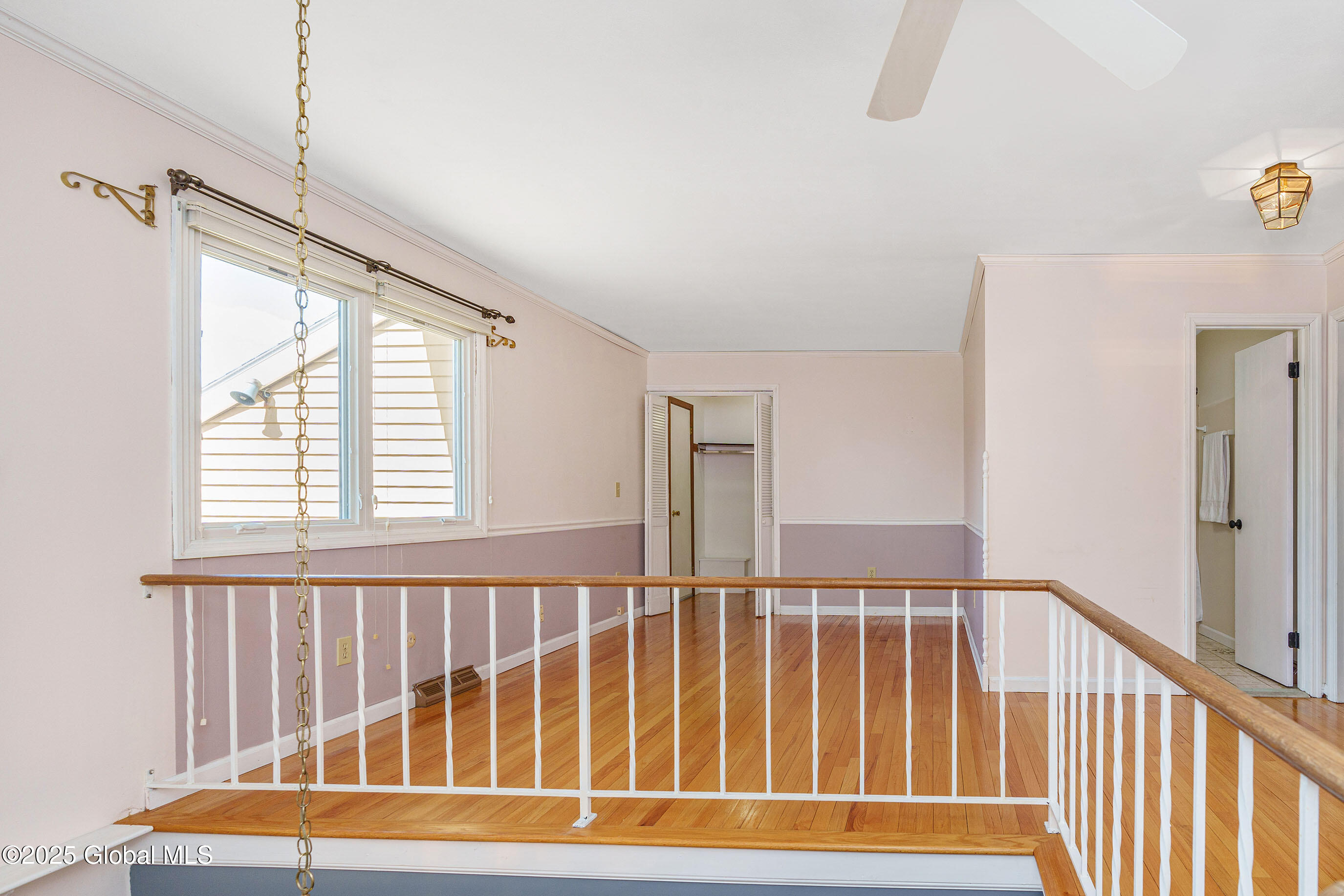 24 Commonwealth Drive