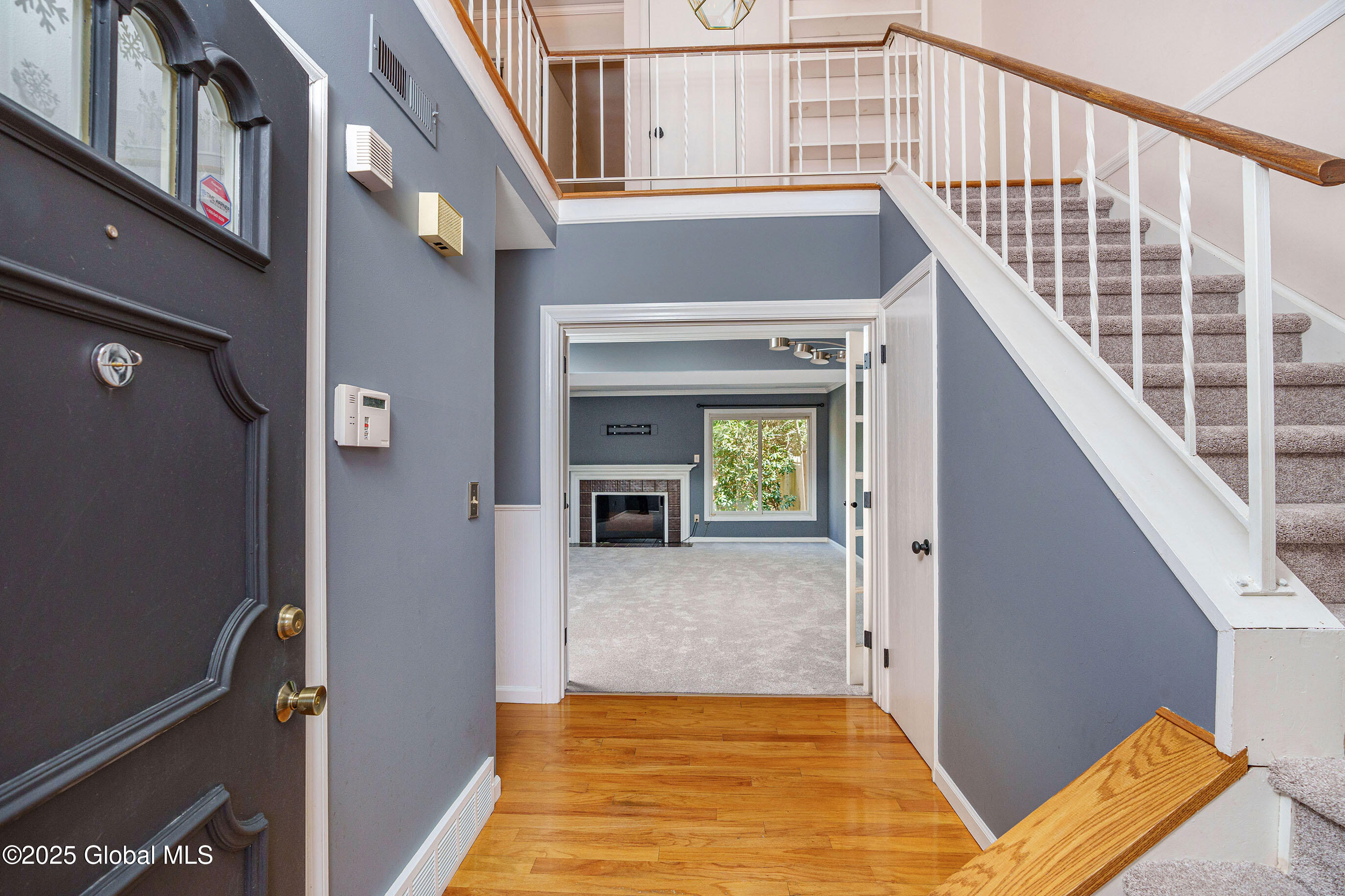 24 Commonwealth Drive