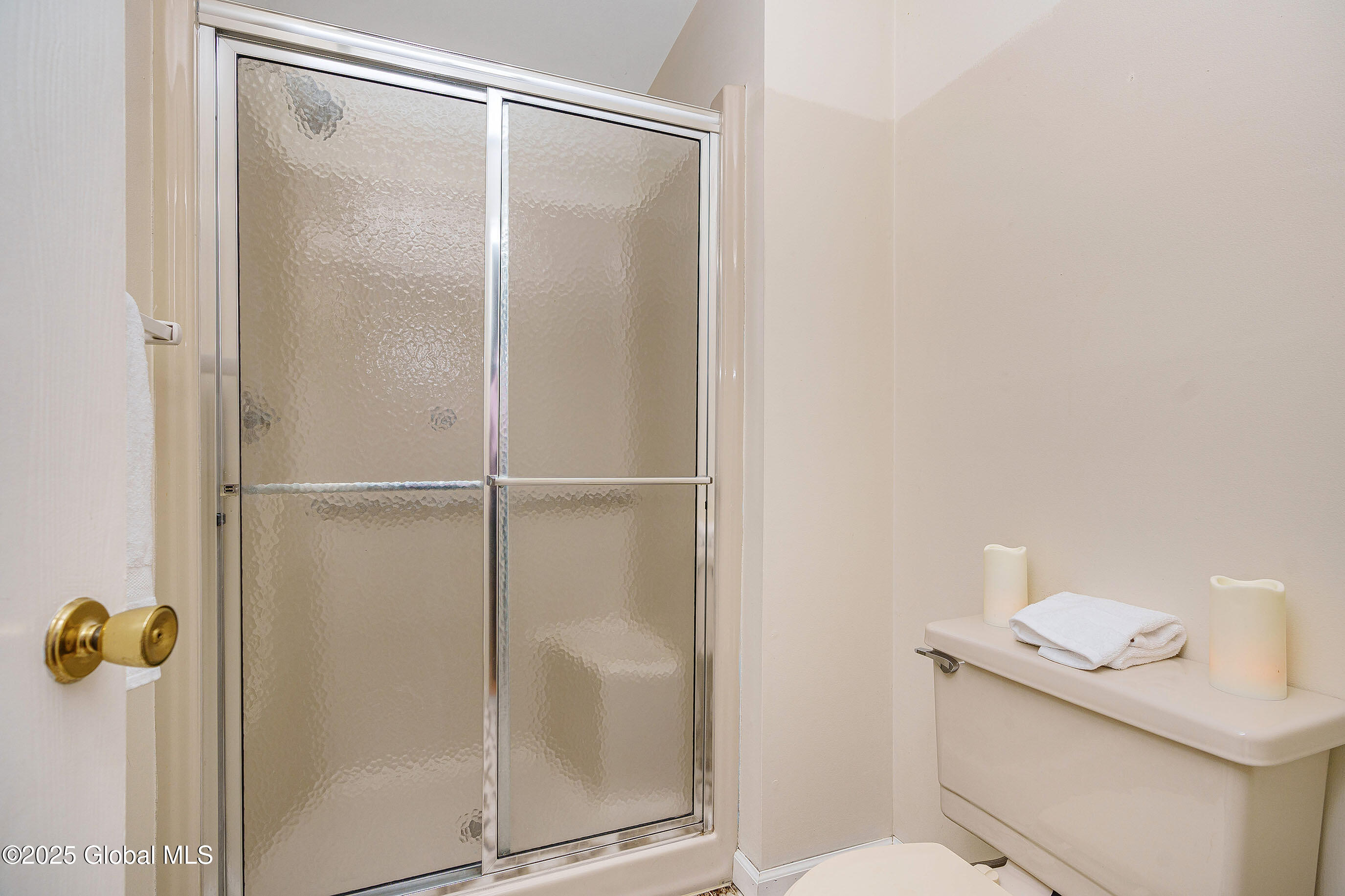 24 Commonwealth Drive