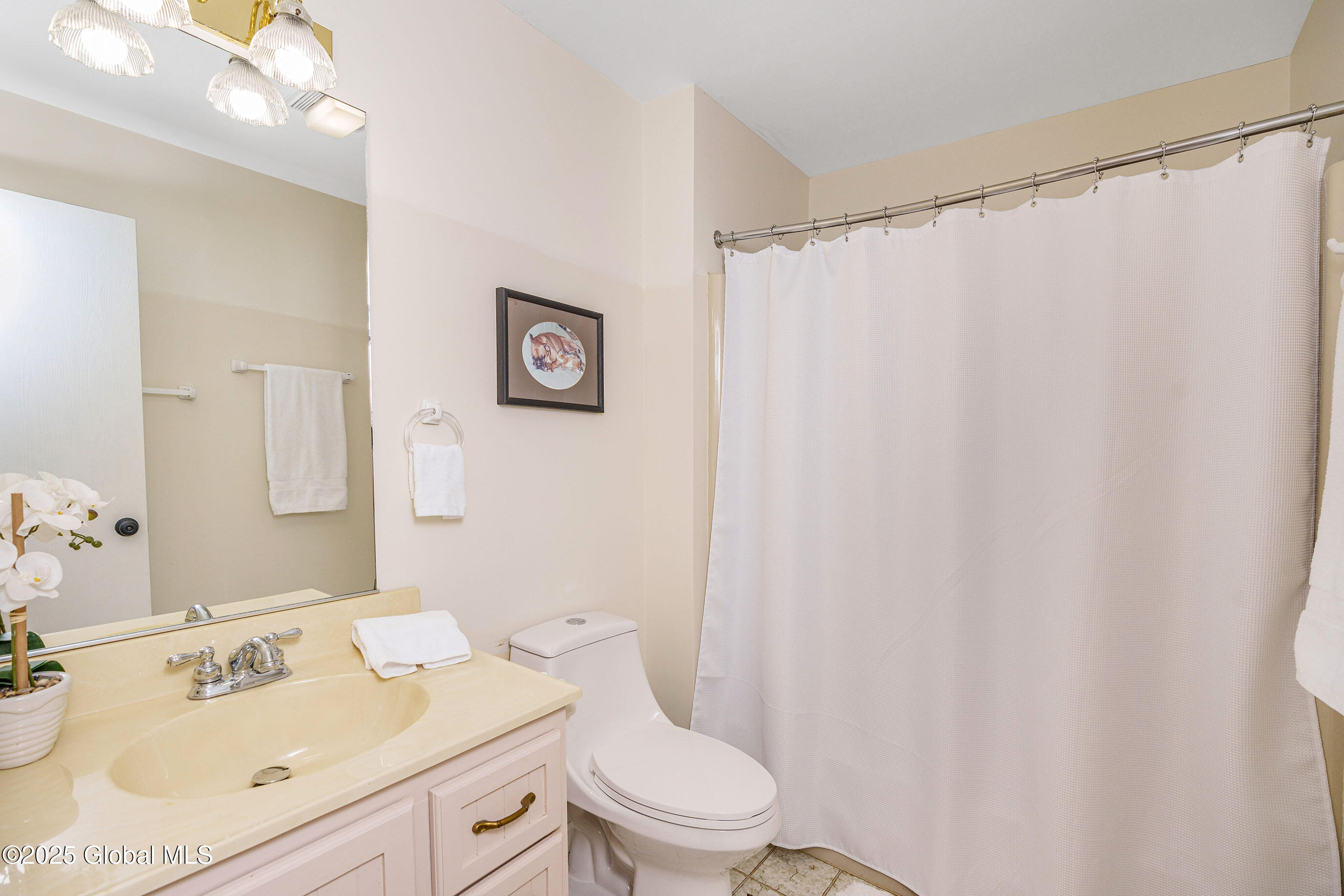 24 Commonwealth Drive